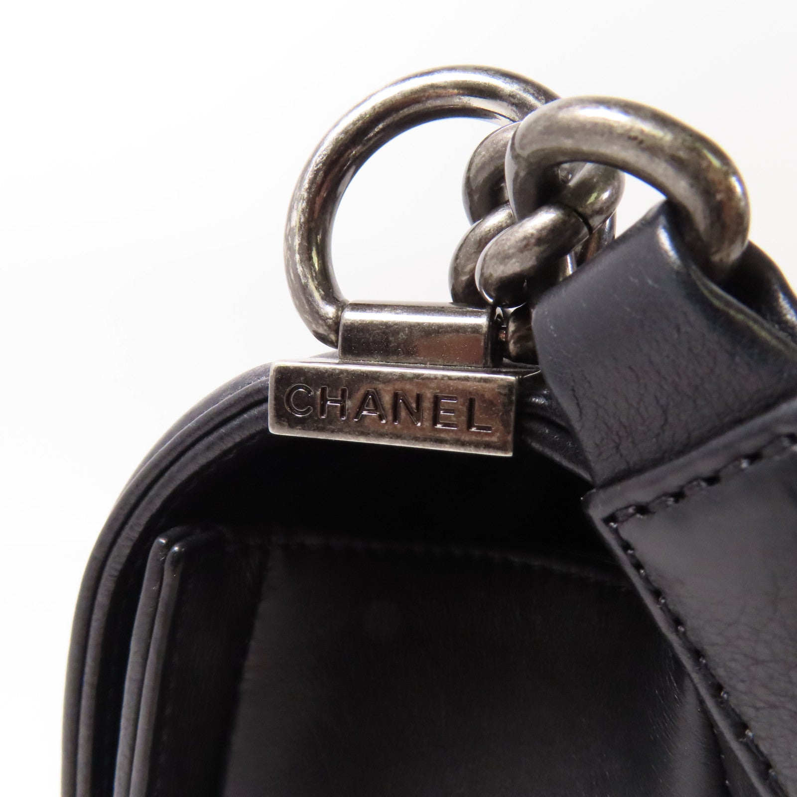 CHANEL CC Boy 25 Chain Shoulder Bag Calfskin Leather Black