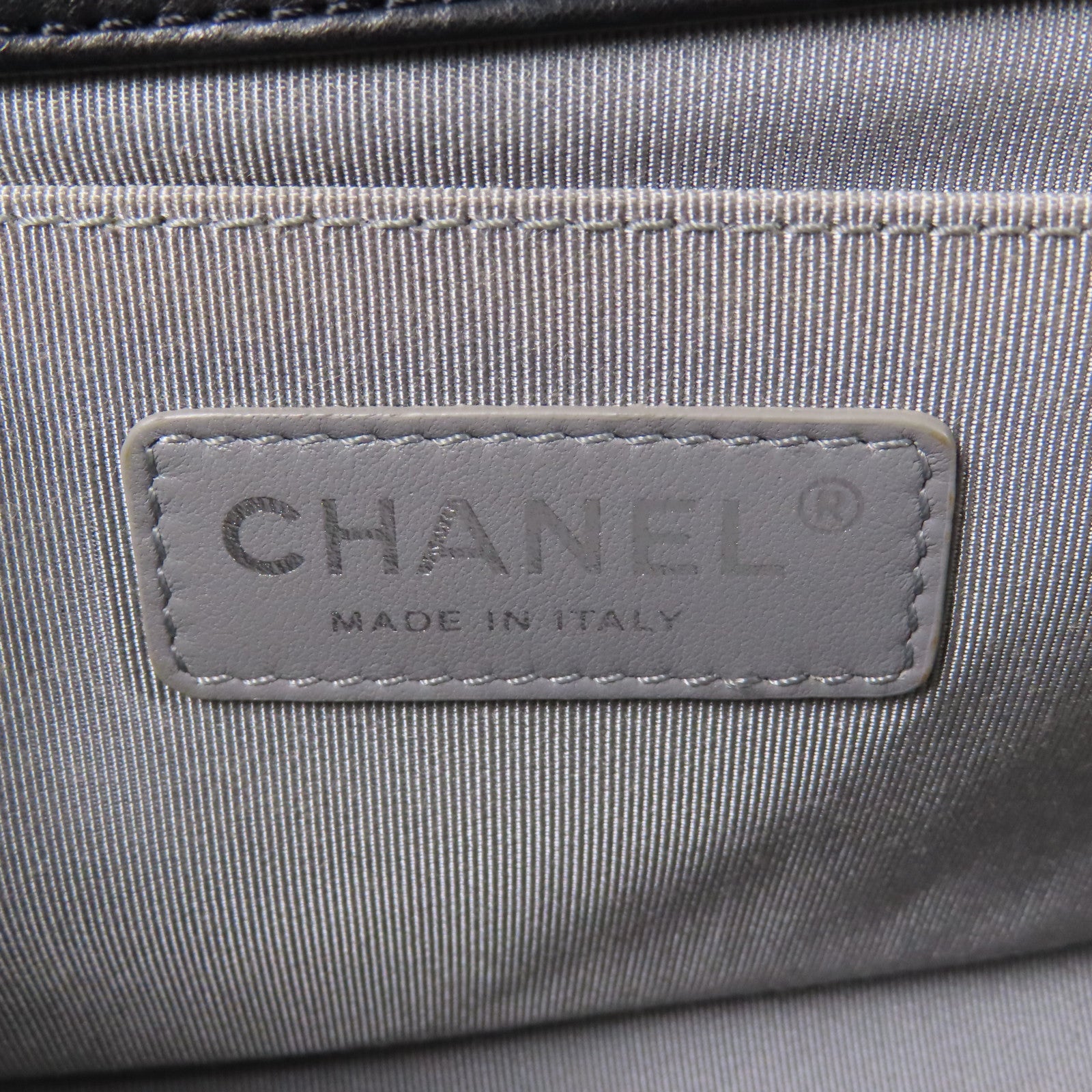 CHANEL CC Boy 25 Chain Shoulder Bag Calfskin Leather Black