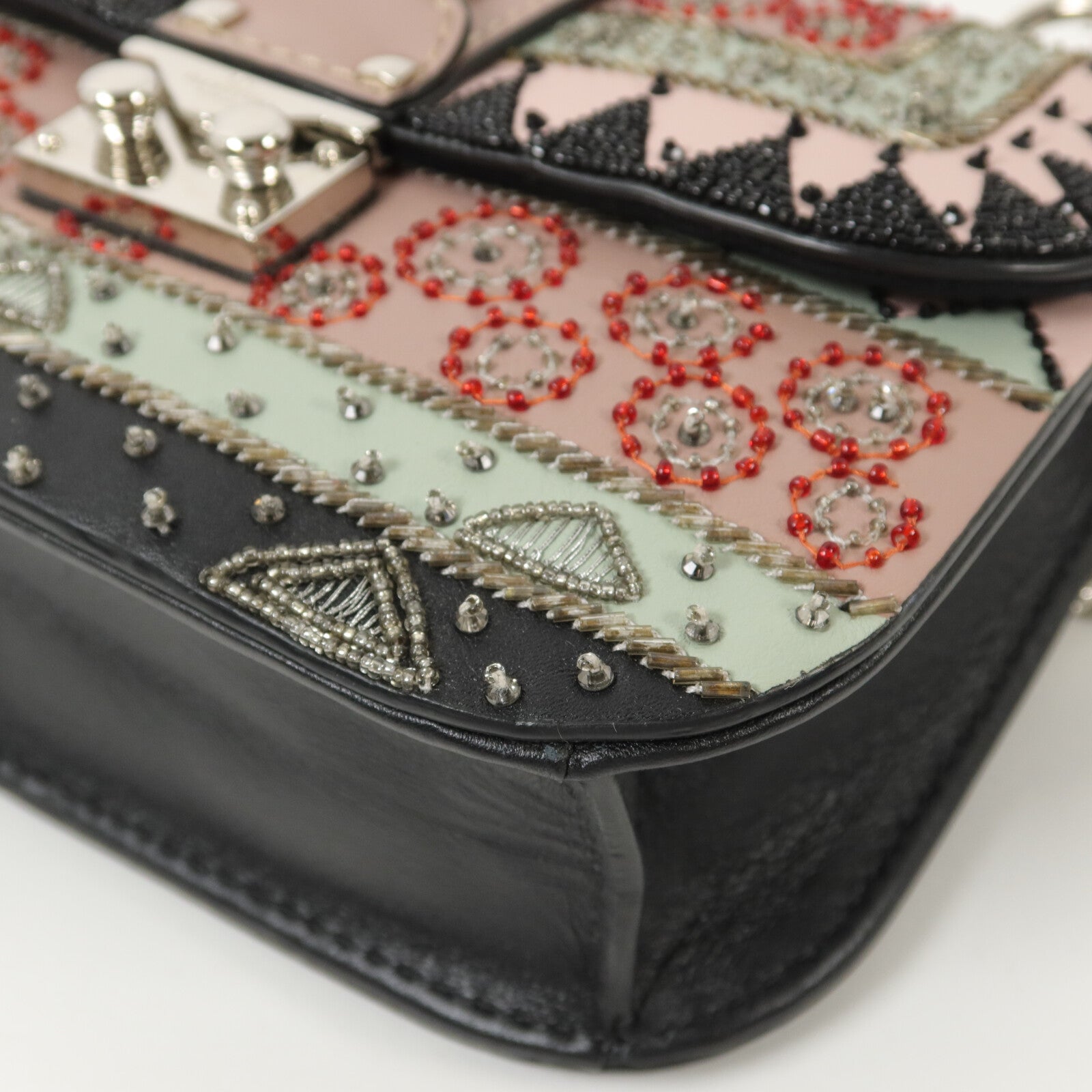 Valentino 牛皮皮革Rockstud Glam Lock Flap Bag鏈帶肩背袋