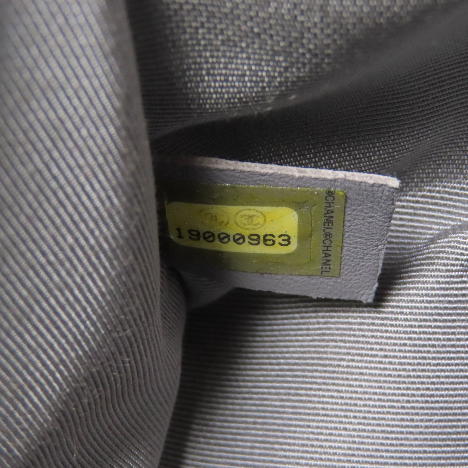 CHANEL CC Boy 25 Chain Shoulder Bag Calfskin Leather Black