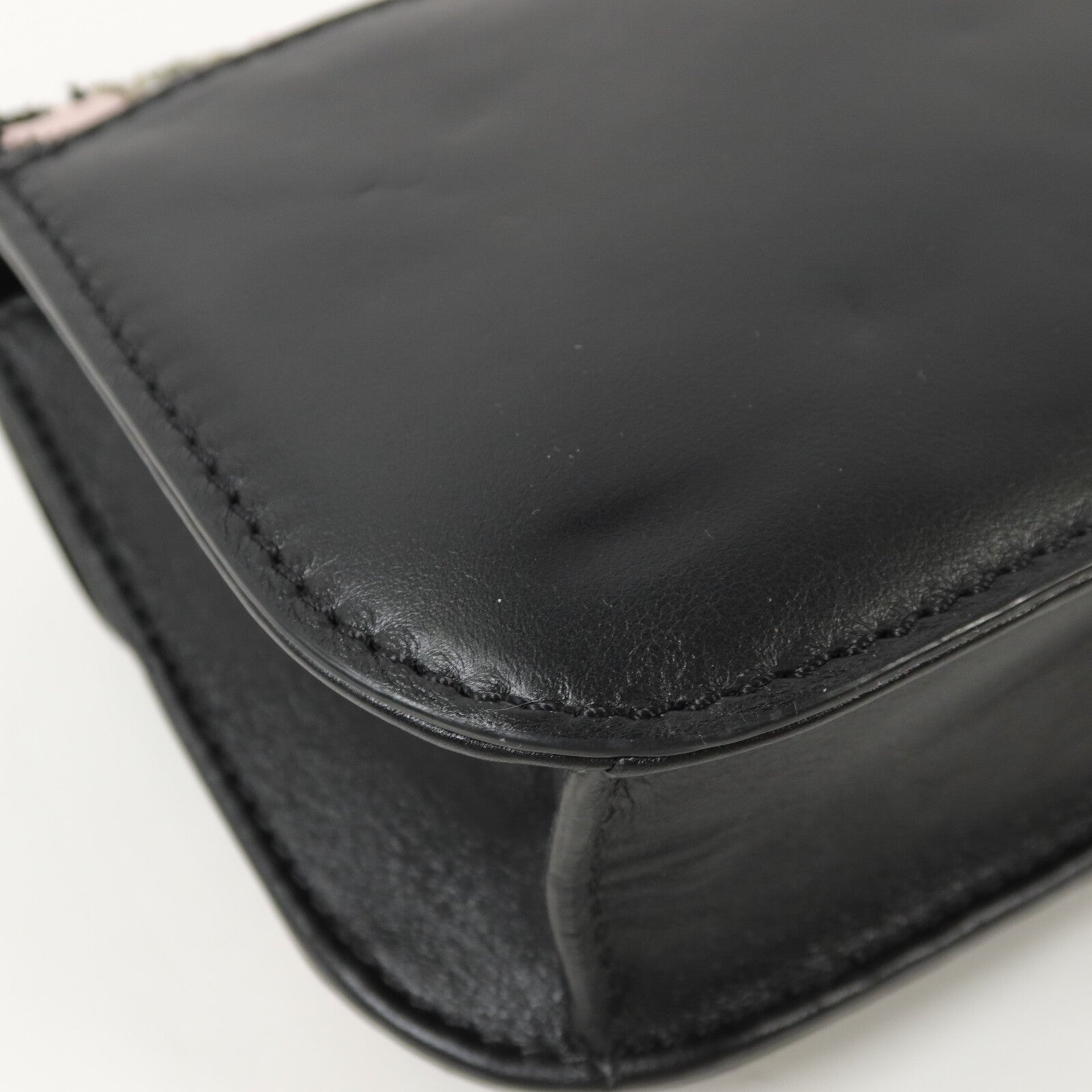 Valentino 牛皮皮革Rockstud Glam Lock Flap Bag鏈帶肩背袋