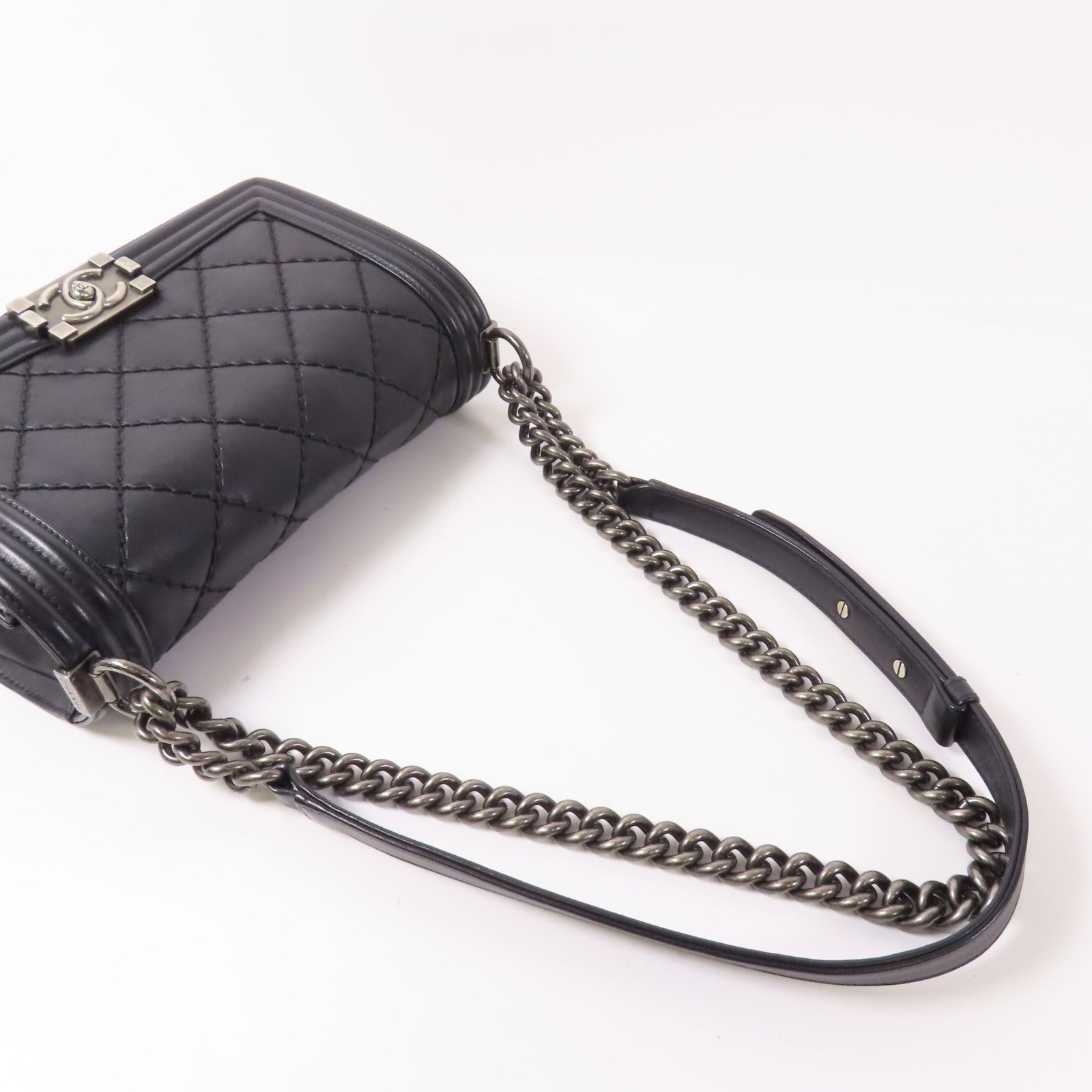 CHANEL CC Boy 25 Chain Shoulder Bag Calfskin Leather Black