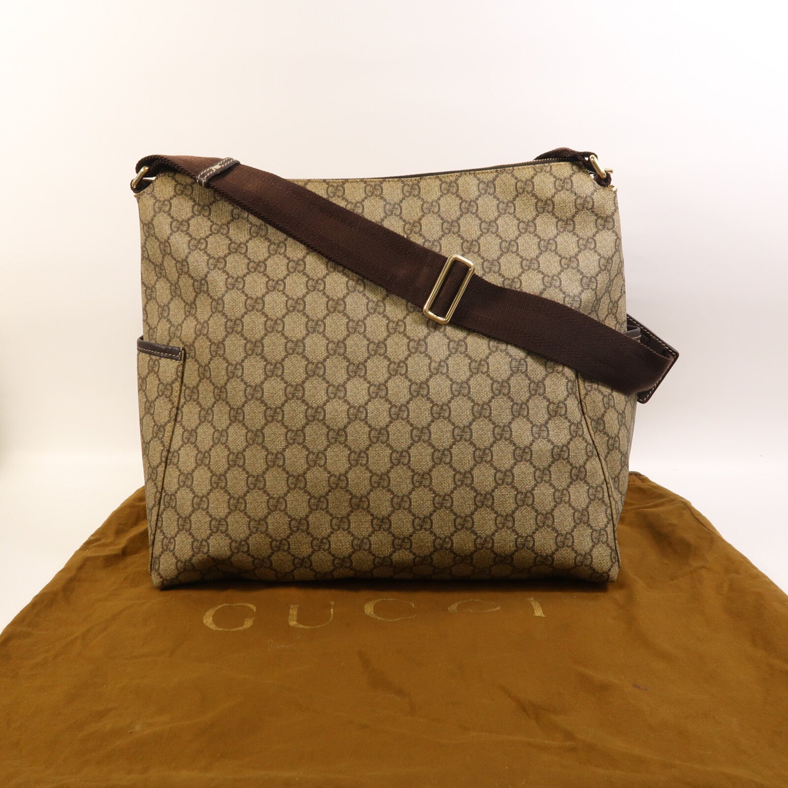 GUCCI 塗層帆布Shoulder Bag金扣肩背袋