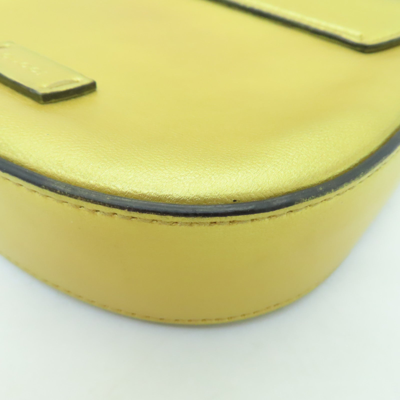 GUCCI 【清倉大減價】皮革Shoulder Bag銀扣肩背袋金色