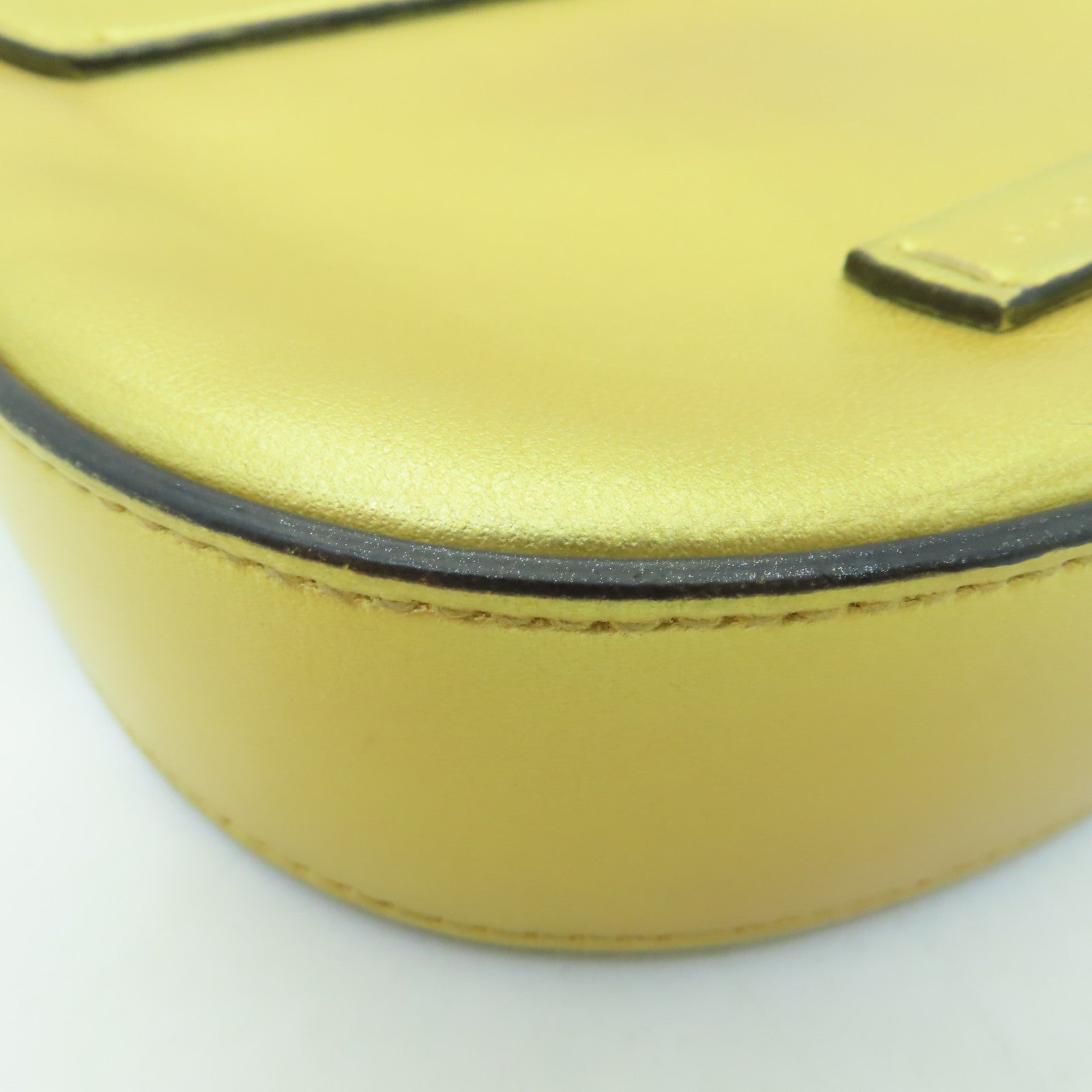 GUCCI 【清倉大減價】皮革Shoulder Bag銀扣肩背袋金色