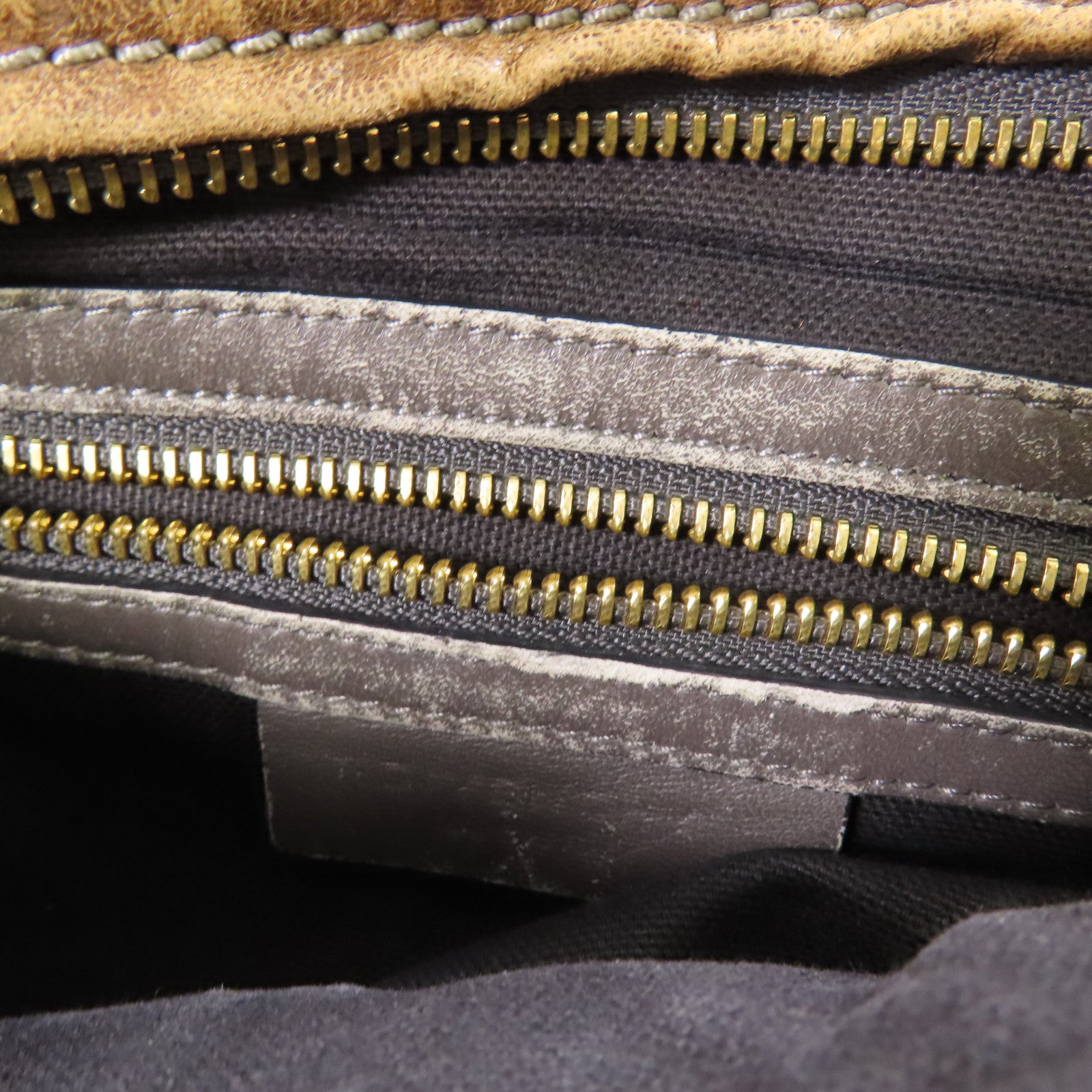 GIVENCHY 牛皮皮革Pandora Mini銀扣肩背袋