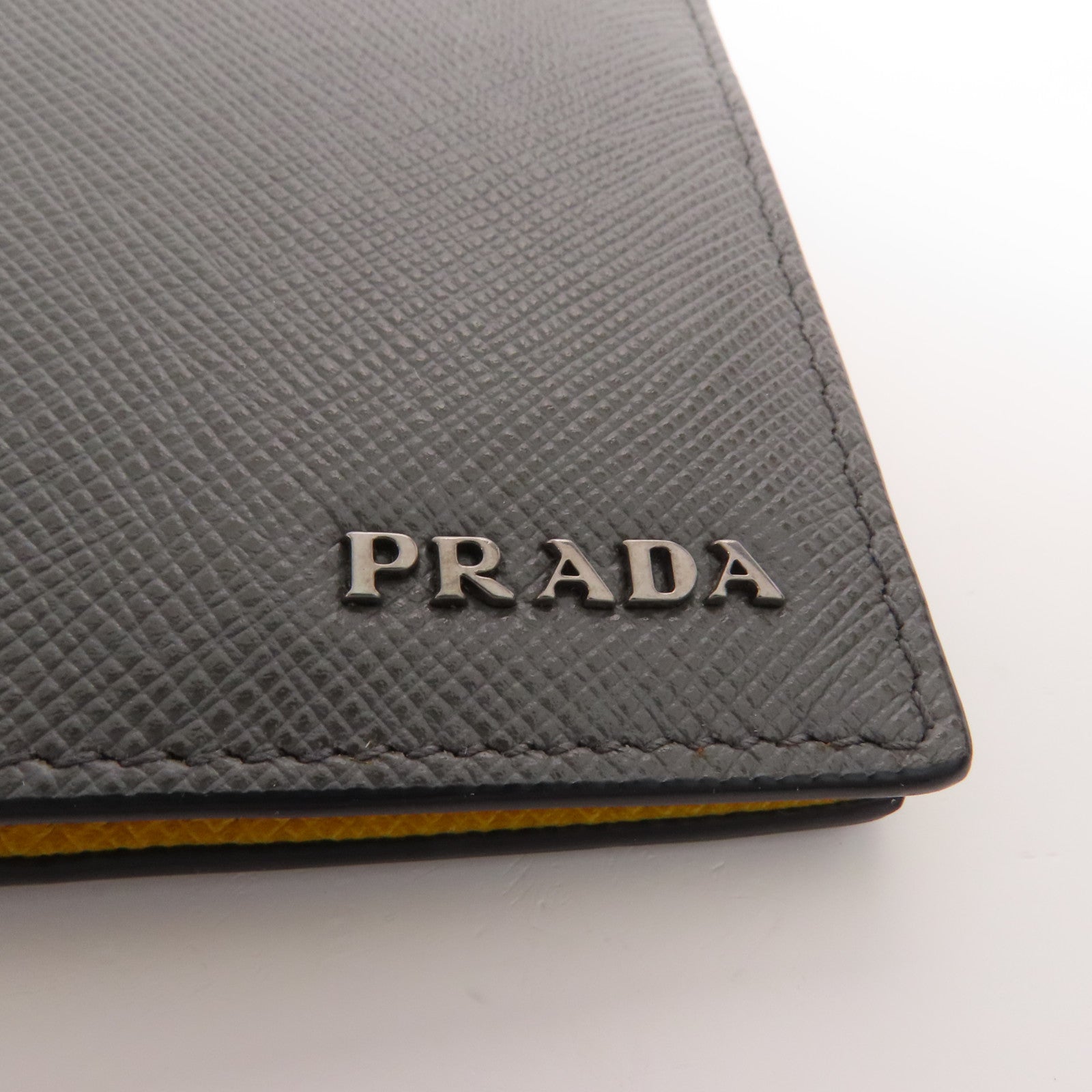 PRADA Saffiano皮革Wallet錢包