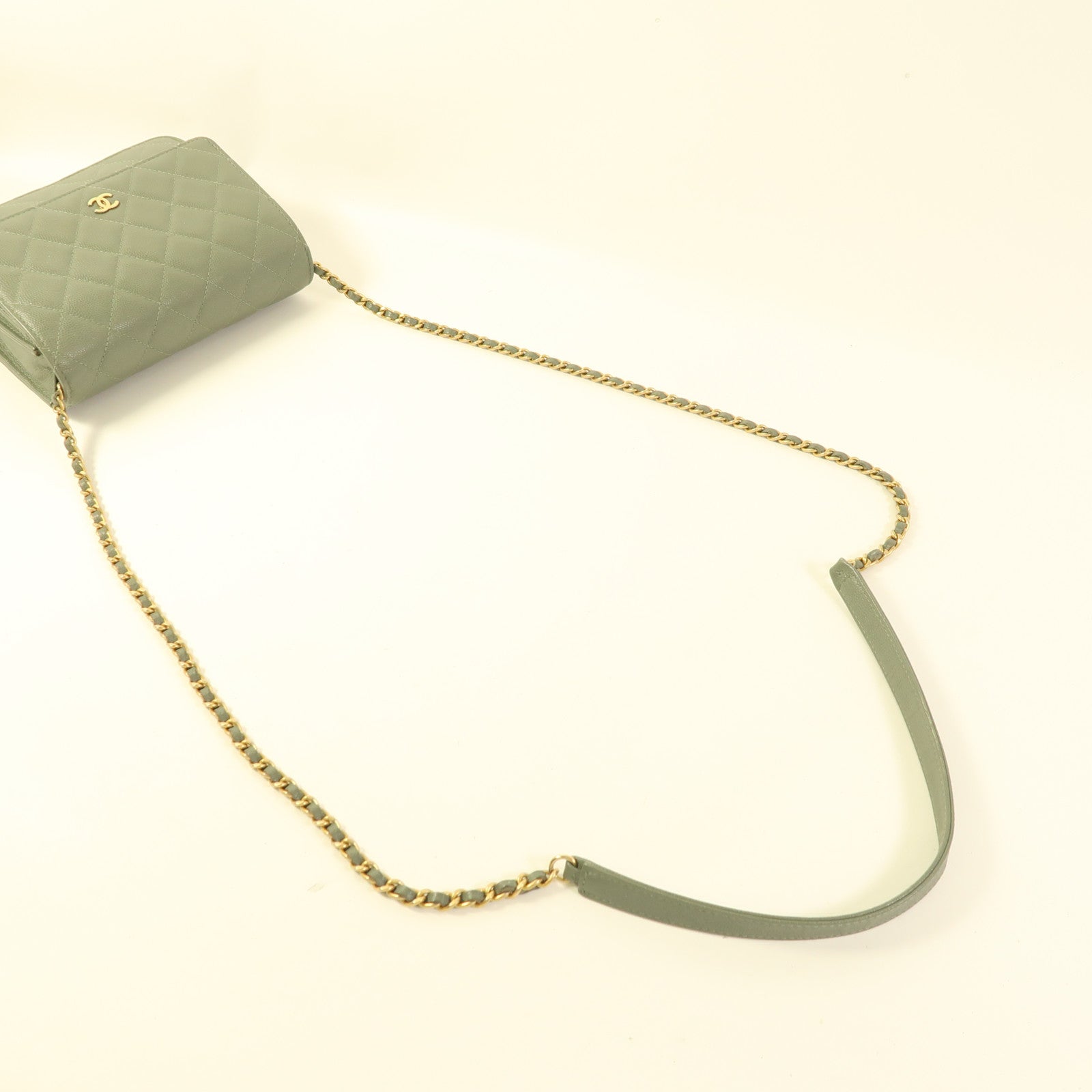 CHANEL 牛皮皮革Classic Square WOC金扣鏈帶肩背袋