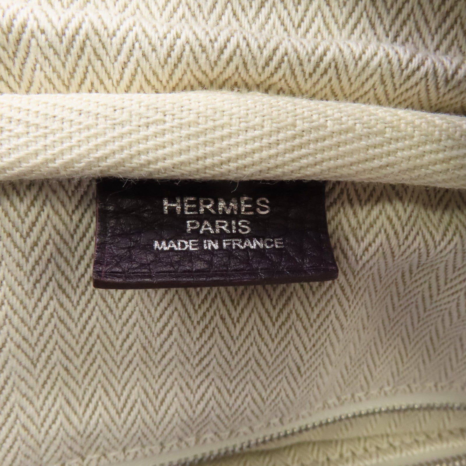 HERMES Clemence皮革Victoria 35銀扣肩背袋Raisin/紫色