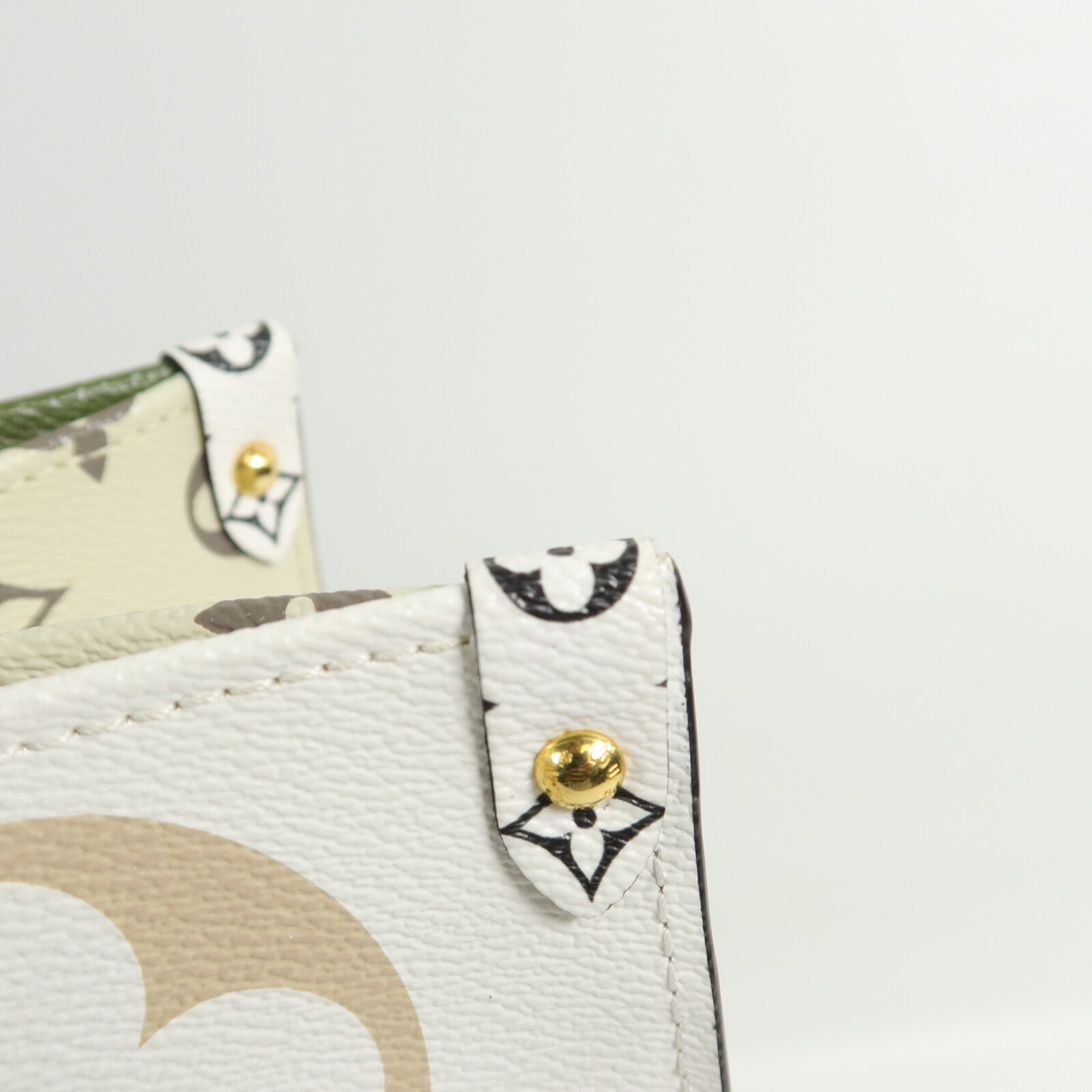 LOUIS VUITTON Jungle/Giant Monogra OnTheGo GM手挽肩背兩用袋