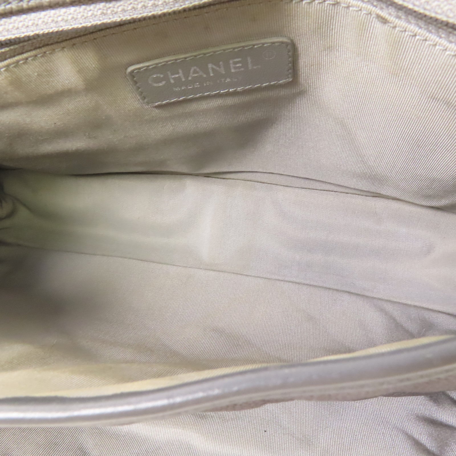 CHANEL 牛皮皮革Chain Shoulder銀扣肩背袋