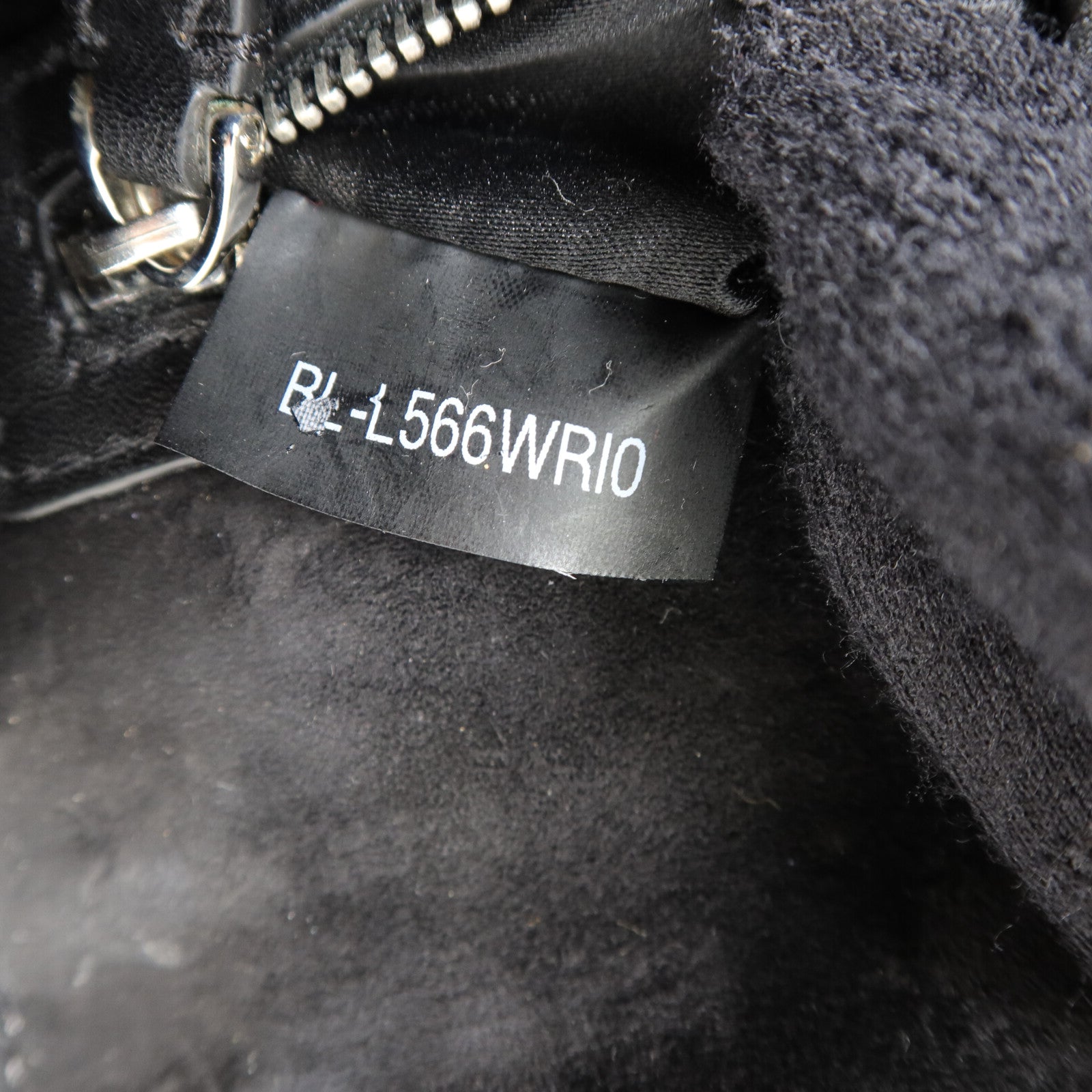 Valentino 牛皮皮革Rockstud Glam Lock Flap Bag鏈帶肩背袋