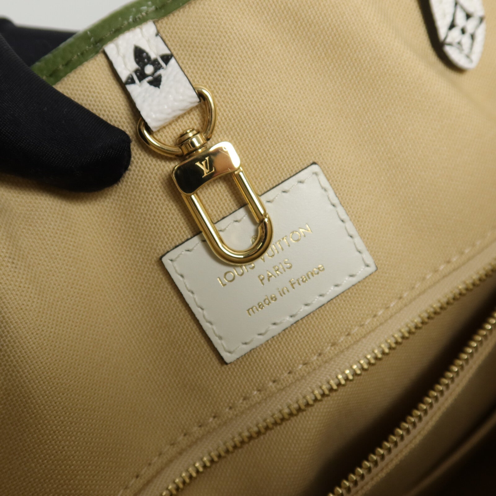 LOUIS VUITTON Jungle/Giant Monogra OnTheGo GM手挽肩背兩用袋