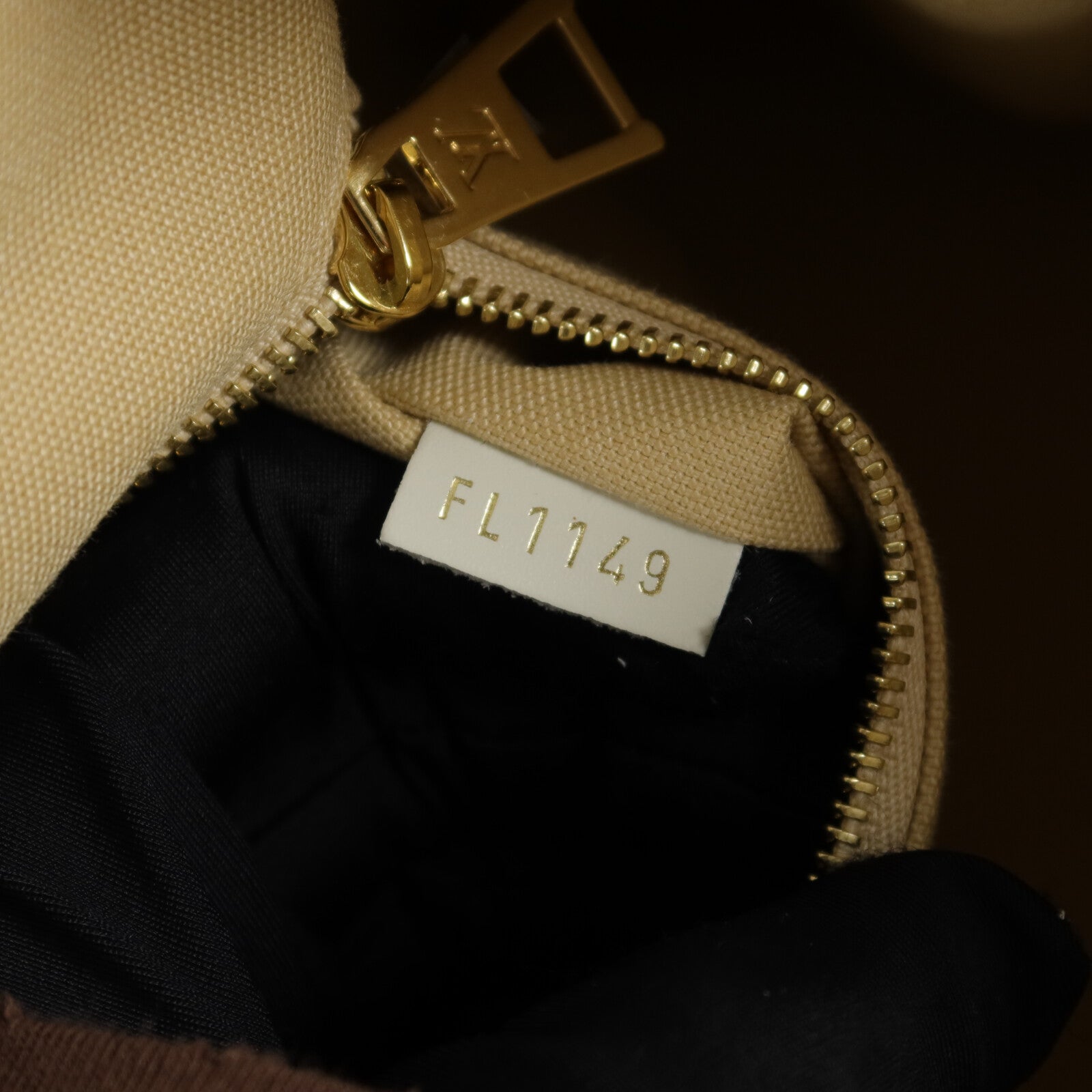 LOUIS VUITTON Jungle/Giant Monogra OnTheGo GM手挽肩背兩用袋