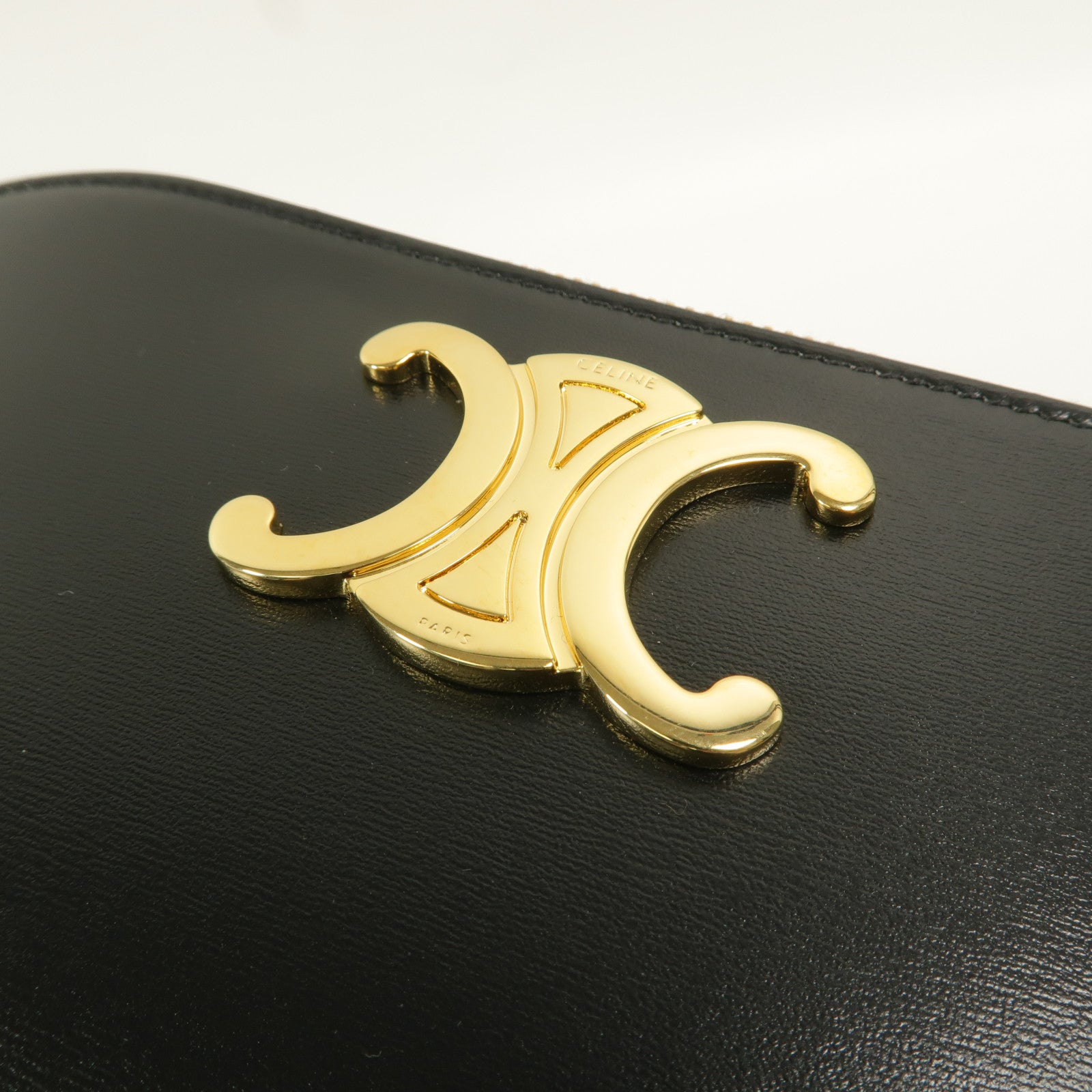 CELINE 牛皮皮革Triomphe Pouch手拿包