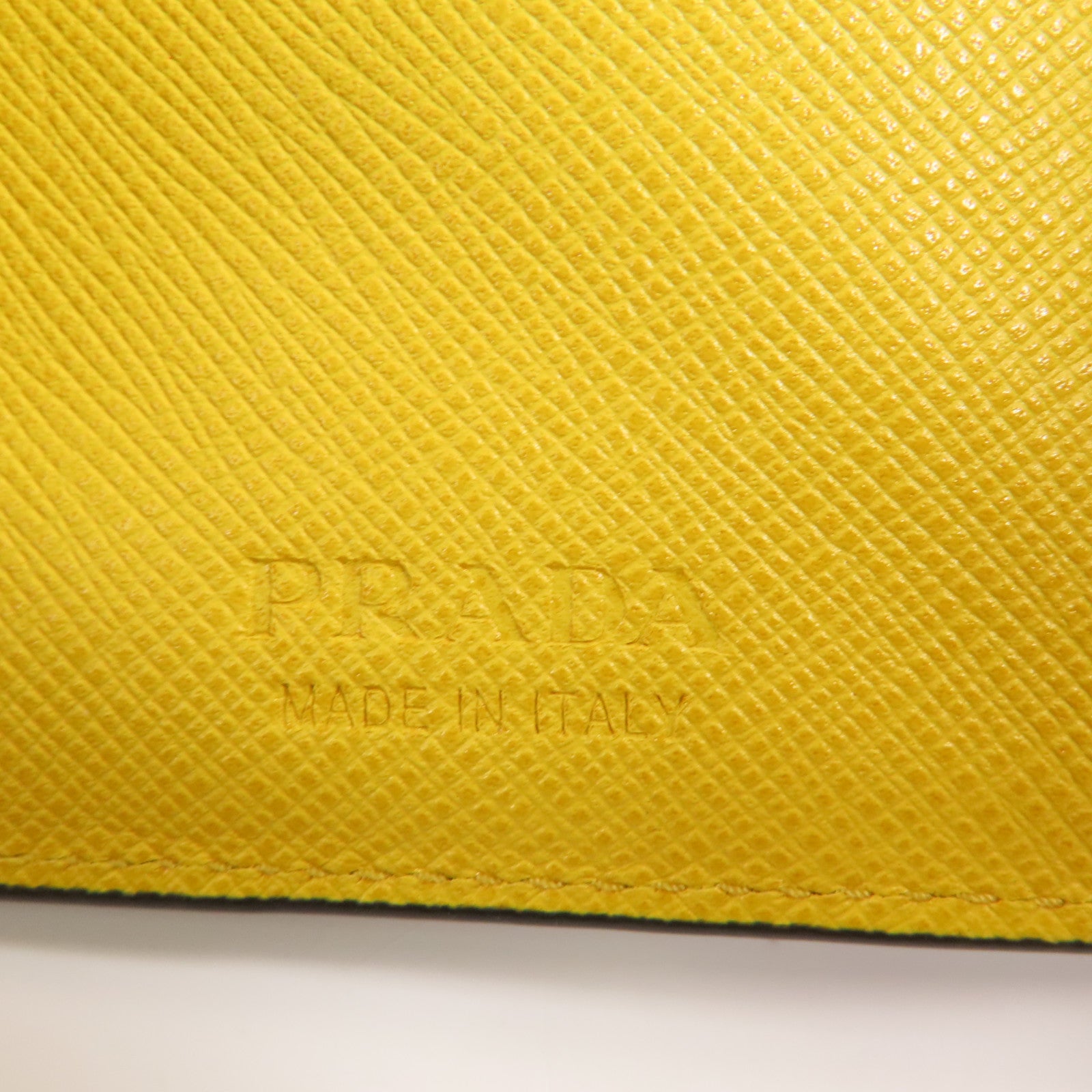 PRADA Saffiano皮革Wallet錢包