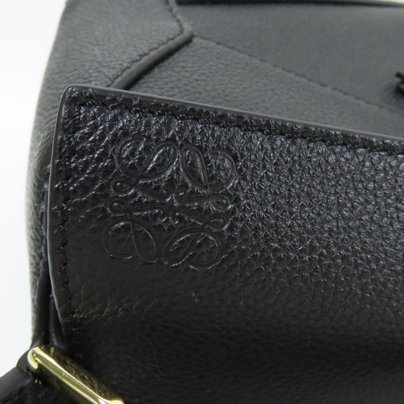 LOEWE 牛皮皮革Mini Puzzle Edge金扣手挽肩背兩用袋