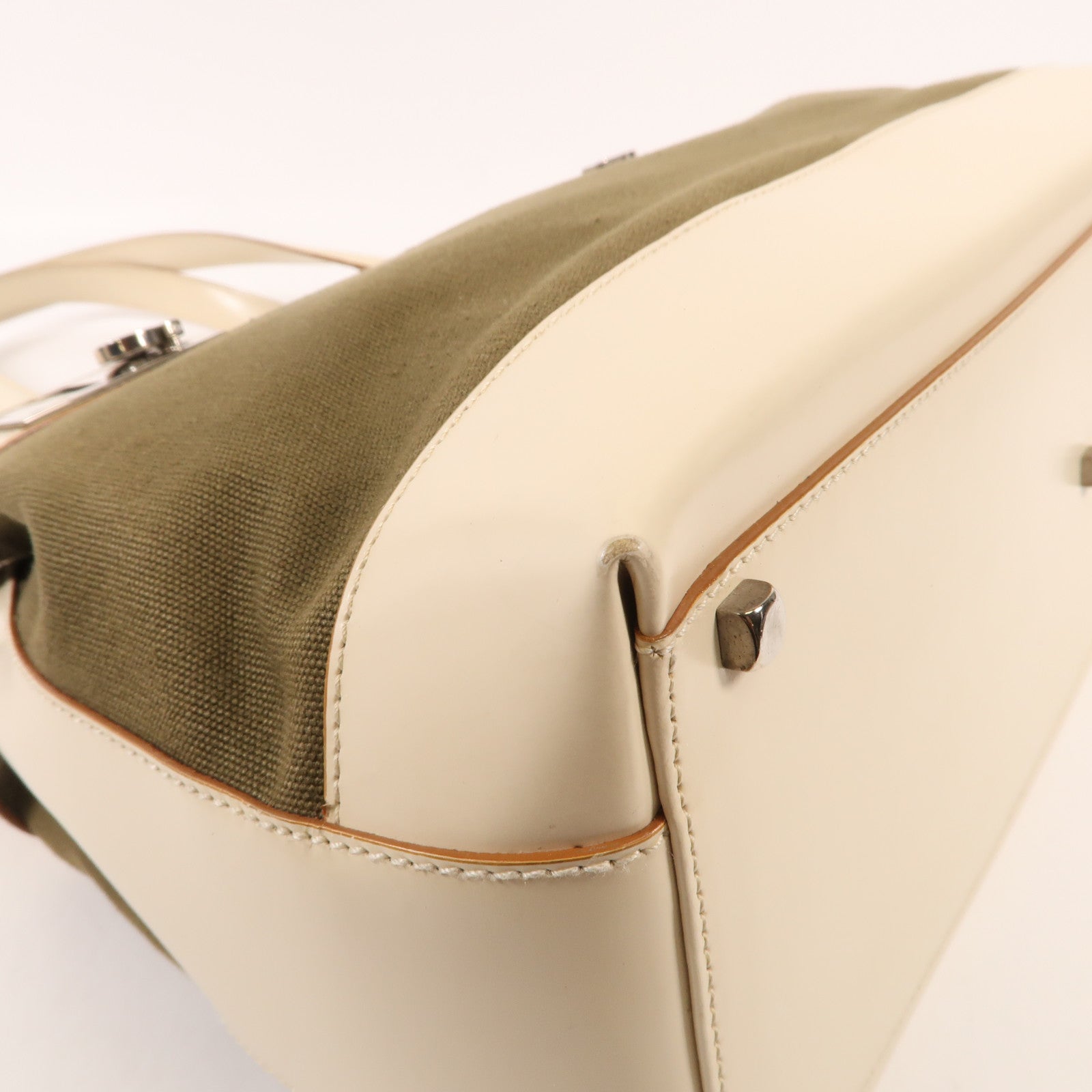 Salvatore Ferragamo 帆布/皮革2 Way Shoulder銀扣手挽肩背兩用袋