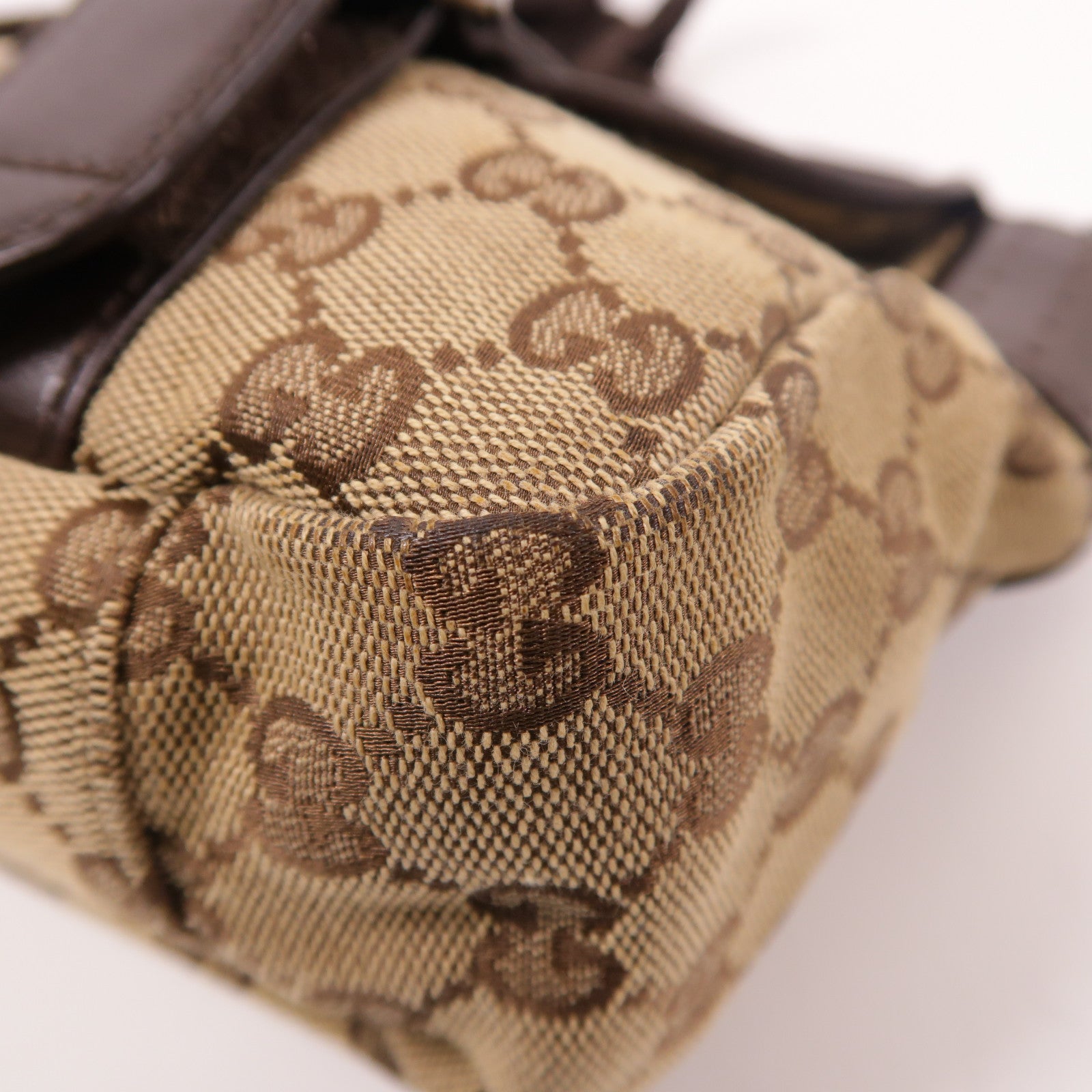 GUCCI 帆布Shoulder Bag銀扣肩背袋