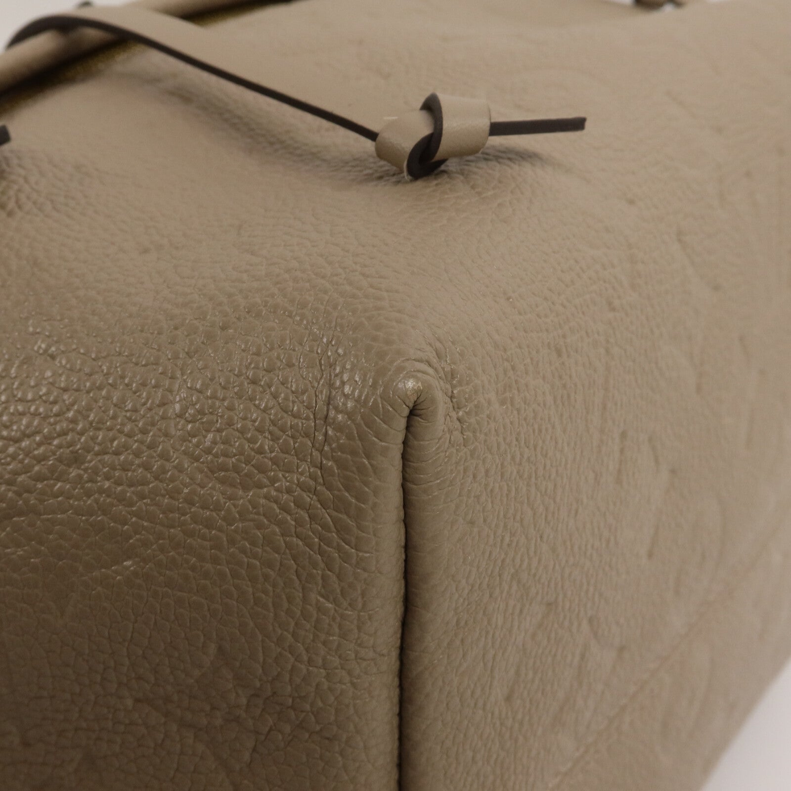 LOUIS VUITTON Monogram Empreinte Montsouris PM背包