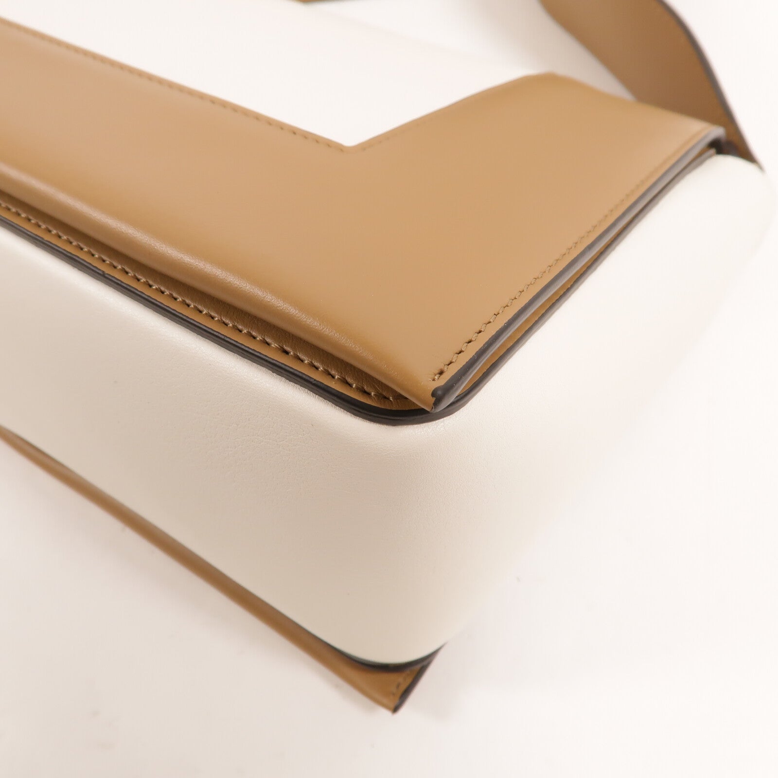 CELINE 牛皮皮革Frame Bag肩背袋