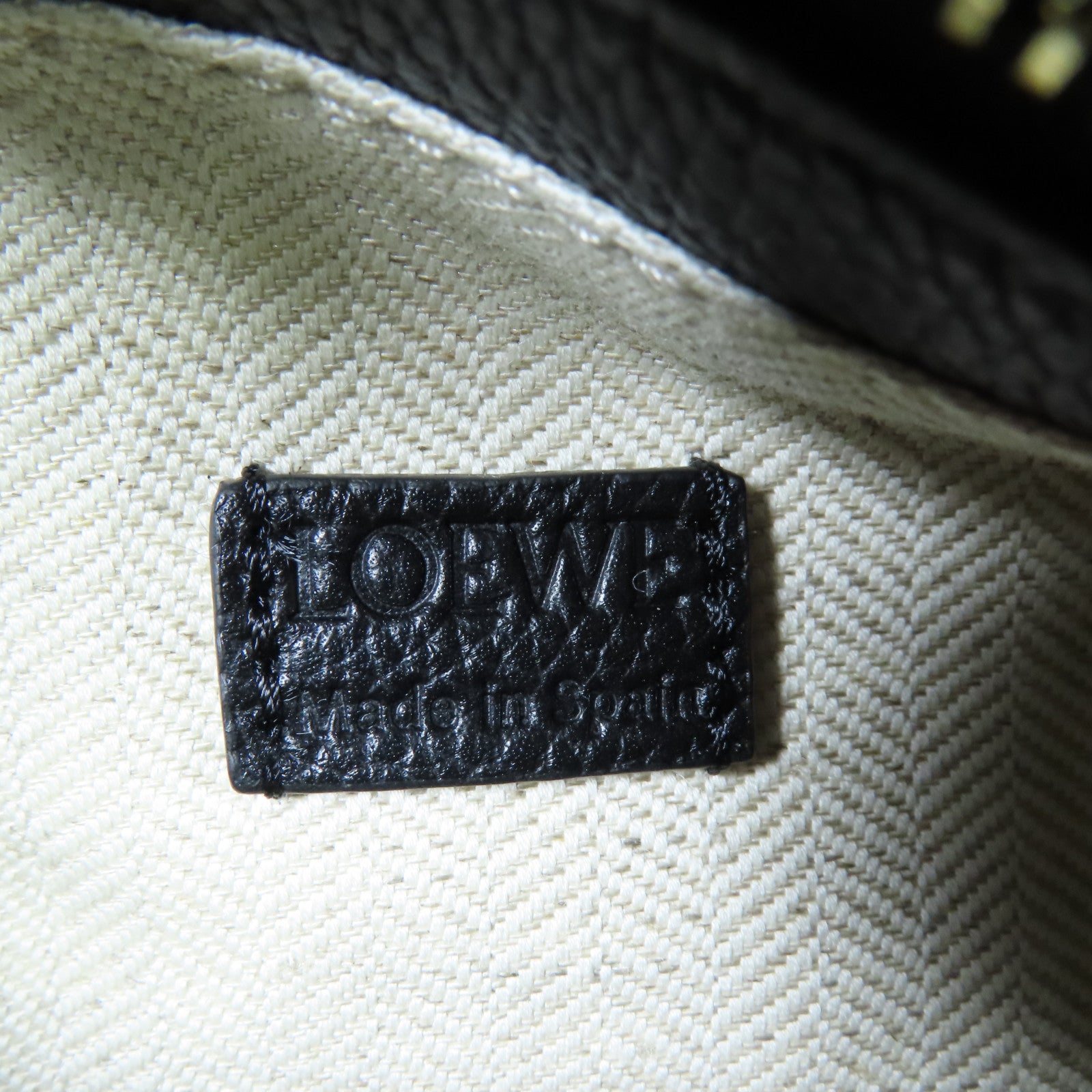 LOEWE 牛皮皮革Mini Puzzle Edge金扣手挽肩背兩用袋