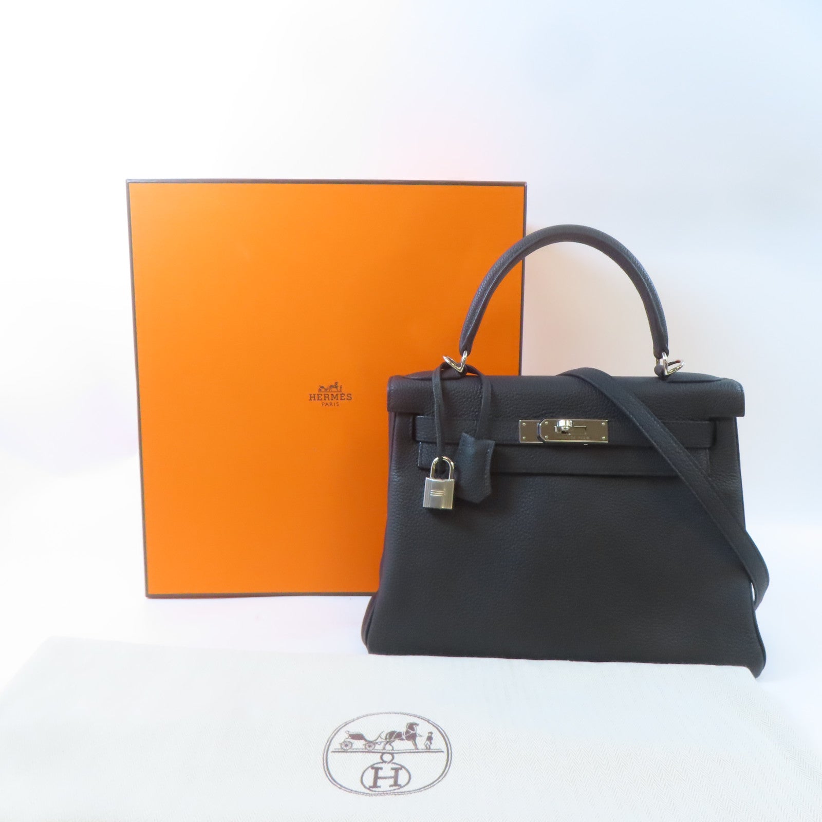 HERMES Togo皮革Kelly 28銀扣手挽肩背兩用袋Noir黑色