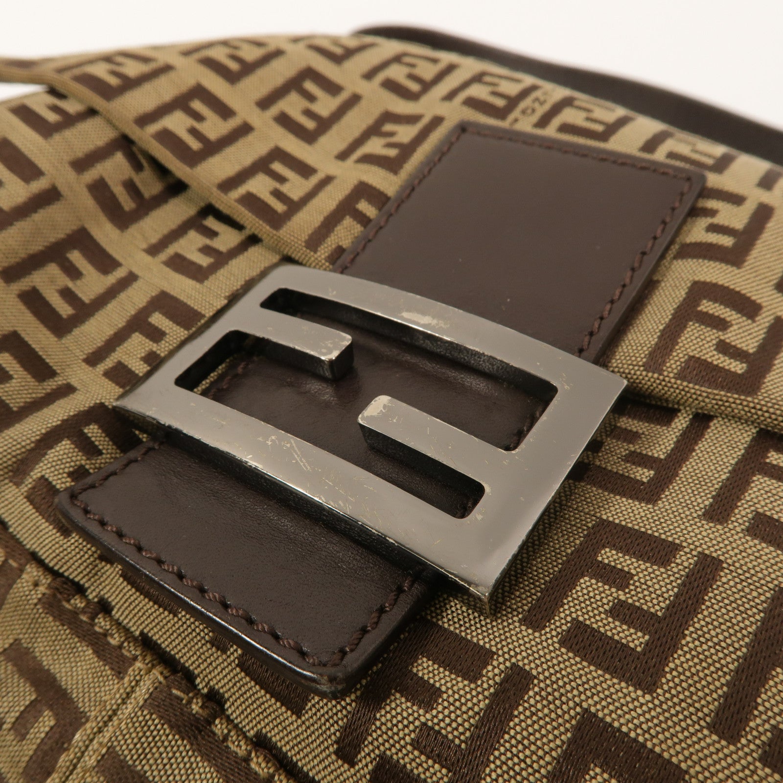 FENDI 帆布Mamma Baguette肩背袋