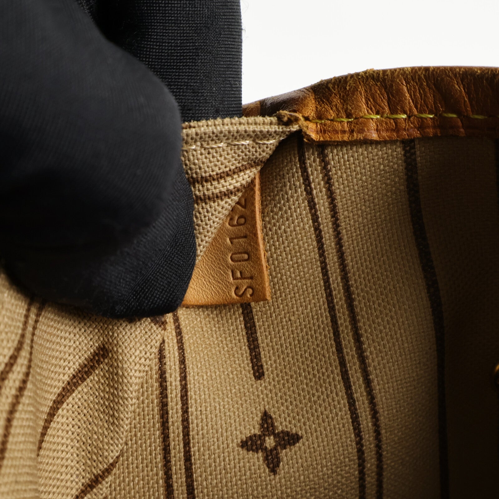 LOUIS VUITTON Monogram Neverfull MM手挽袋