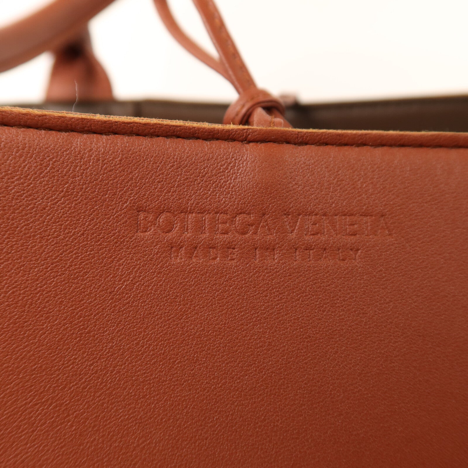 BOTTEGA VENETA 牛皮皮革Arco Tote手挽袋