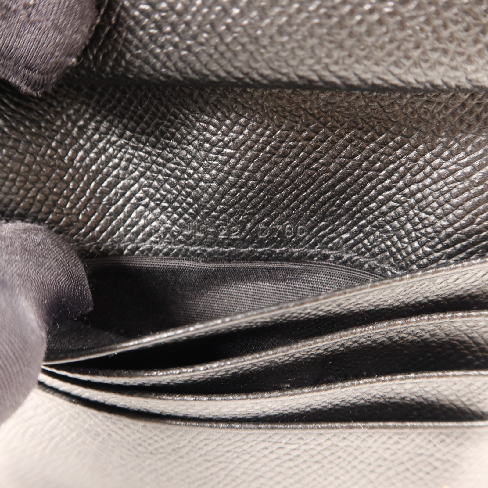 Salvatore Ferragamo 牛皮皮革Bifold Wallet金扣錢包