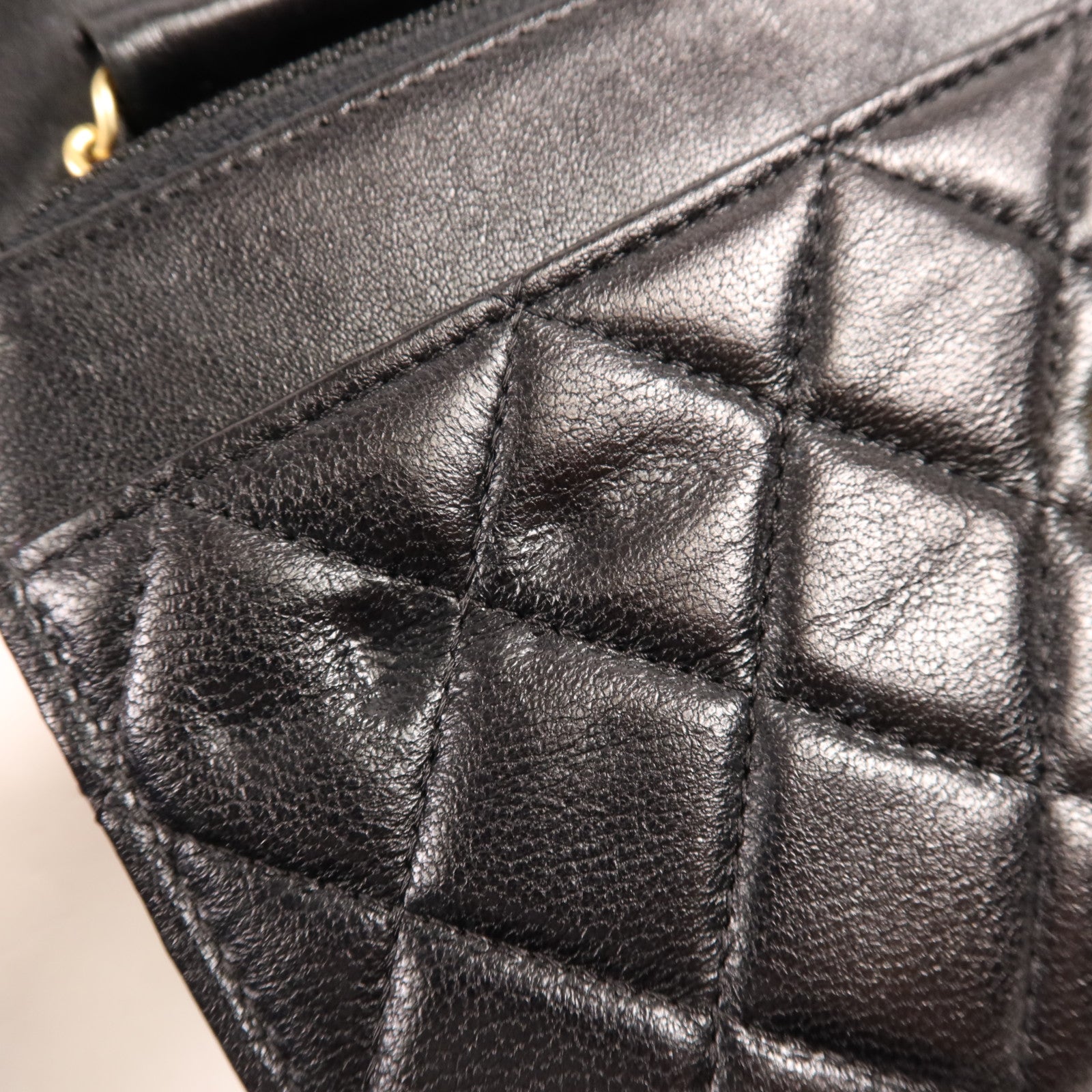 CHANEL 牛皮皮革WOC Wallet On Chain金扣鏈帶肩背袋