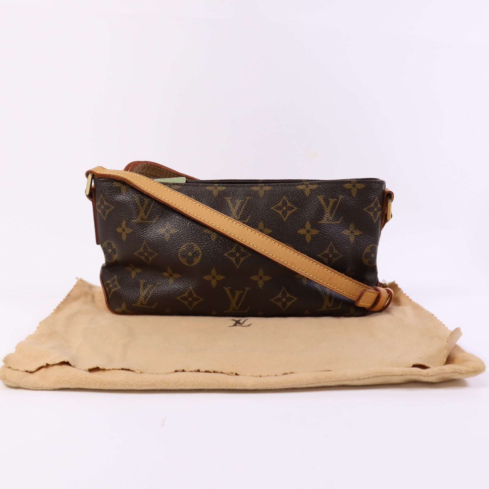 LOUIS VUITTON Monogram Trotteur金扣肩背袋