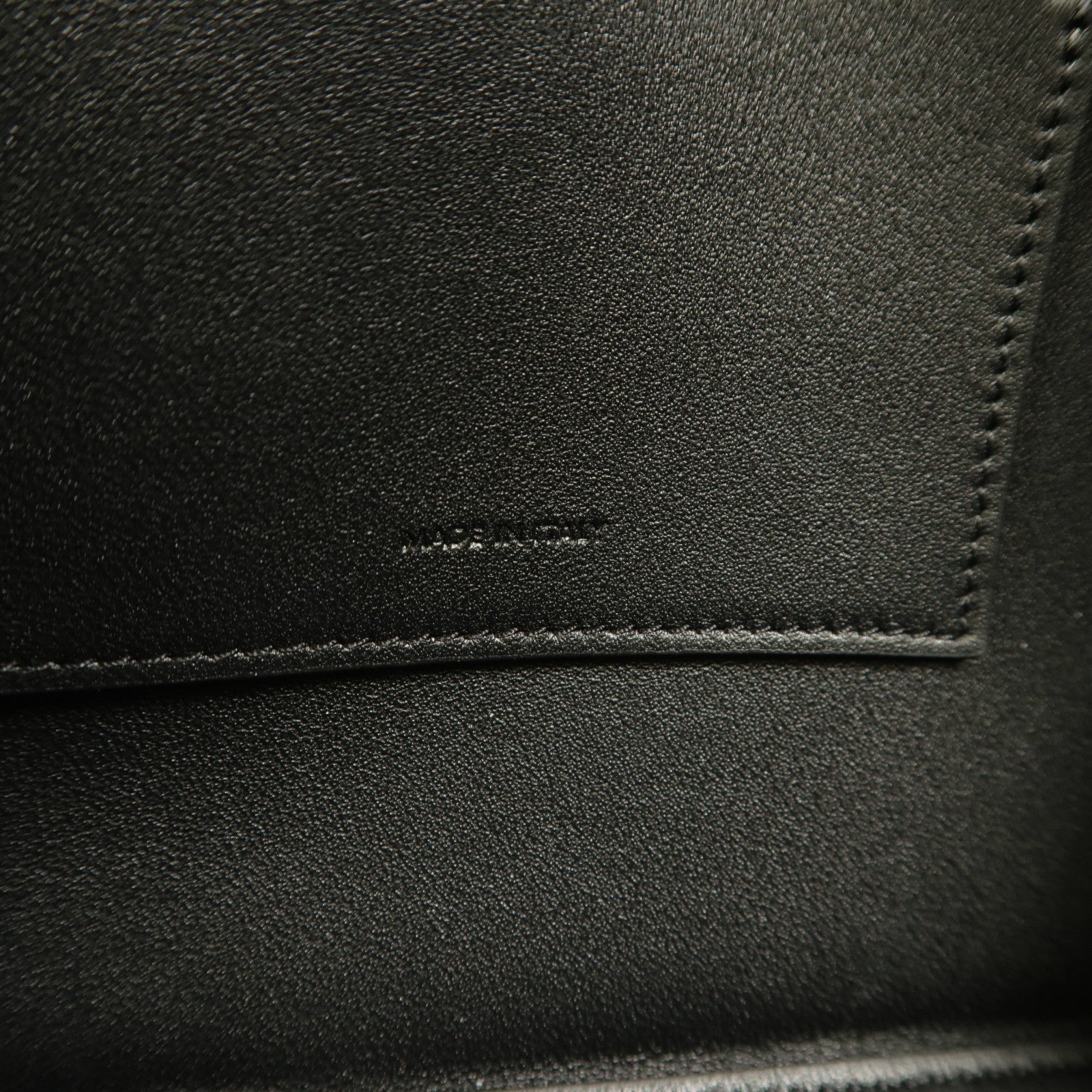 CELINE 牛皮皮革Triomphe Pouch手拿包