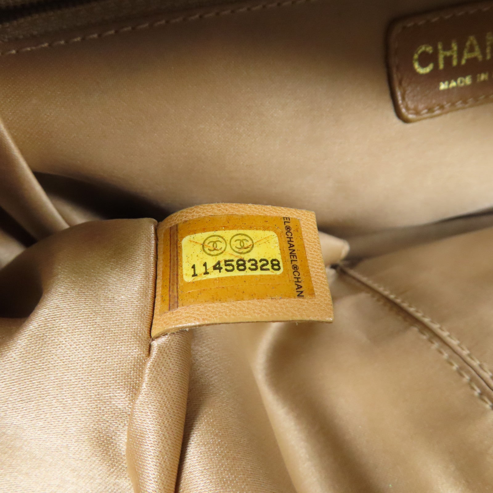 CHANEL 羊皮皮革Chain Shoulder金扣鏈帶肩背袋