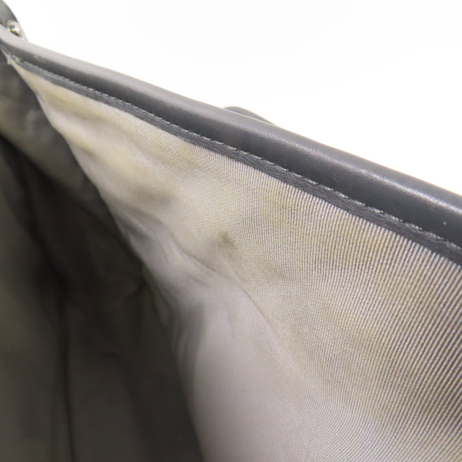 CHANEL 牛皮皮革Chain Shoulder銀扣肩背袋