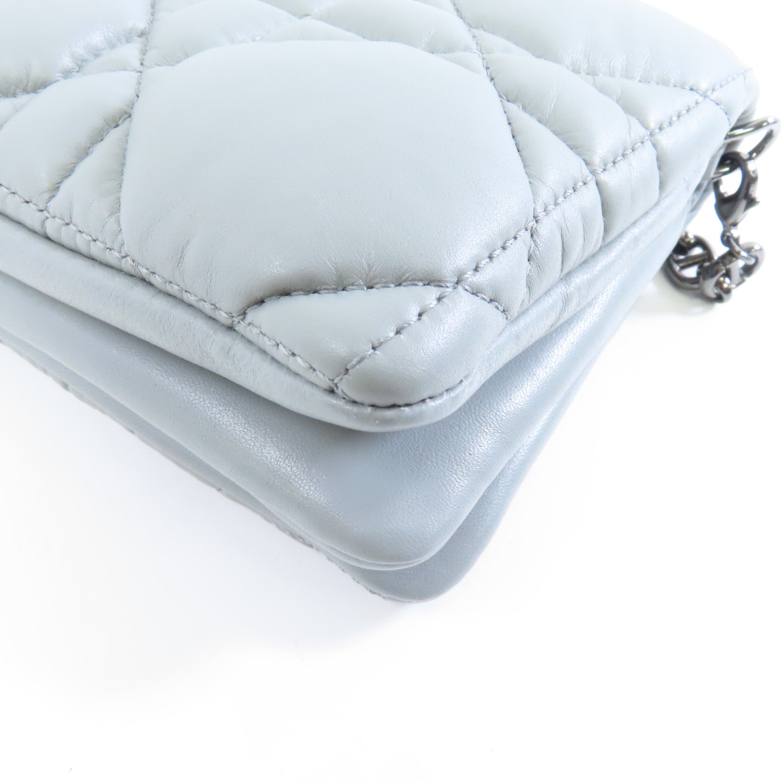 Dior 皮革Caro Macrocannage Mini Bag銀扣鏈帶肩背袋灰色