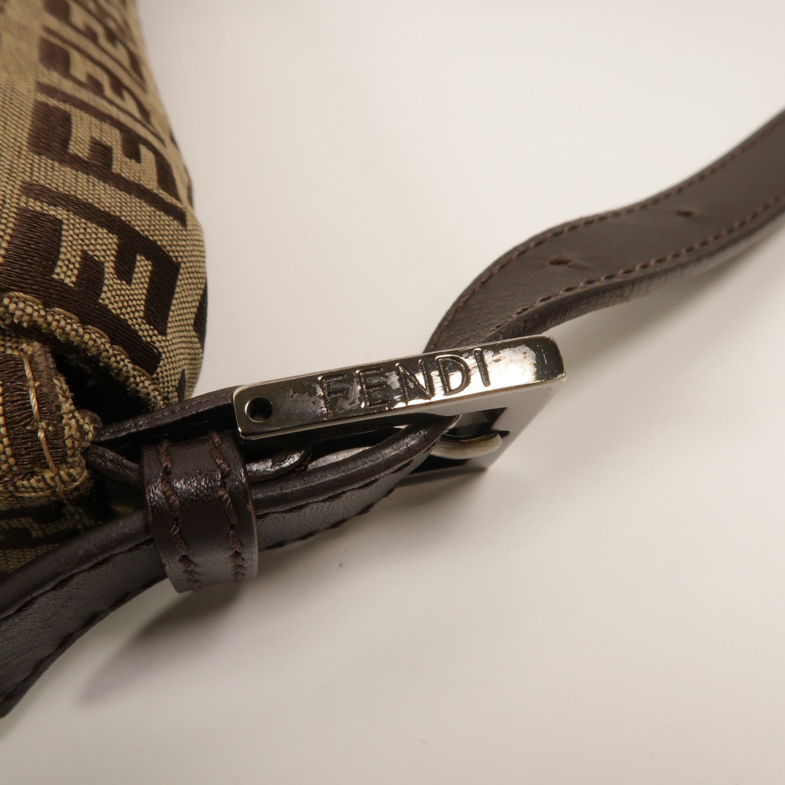 FENDI 帆布Mamma Baguette肩背袋