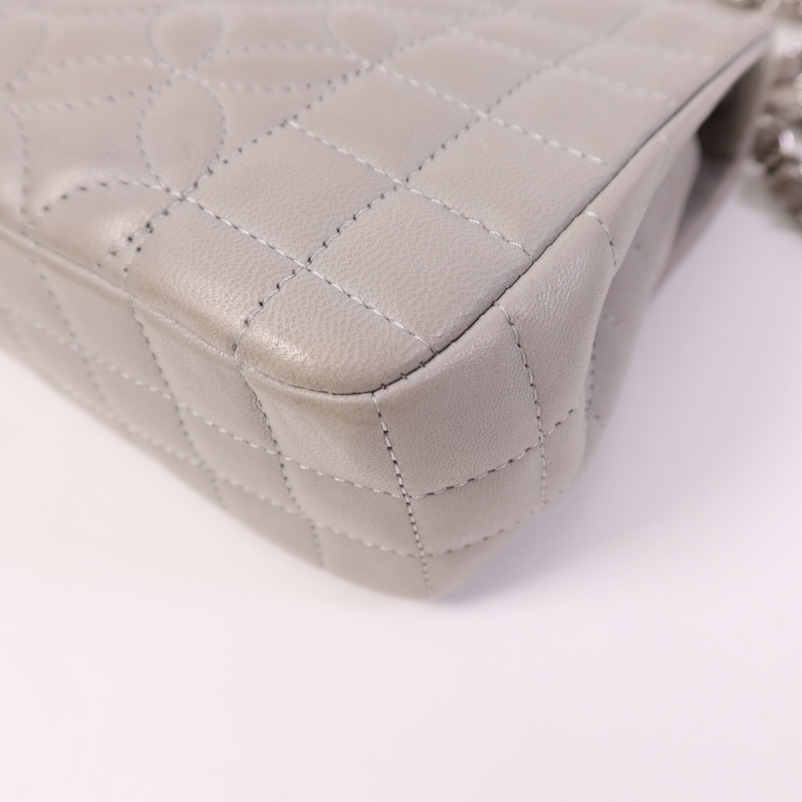 CHANEL 羊皮皮革Chain Shoulder銀扣鏈帶肩背袋