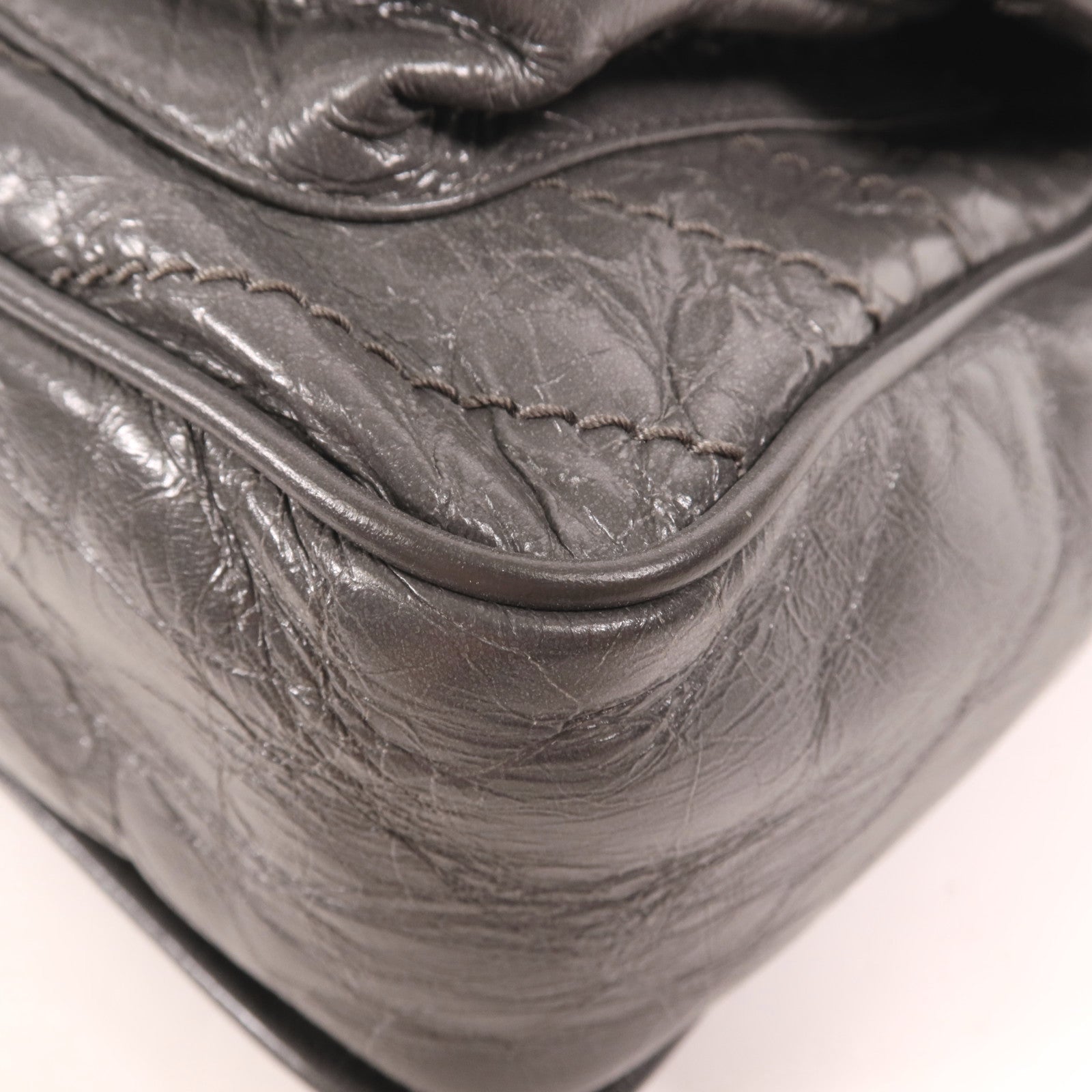 SAINT LAURENT 牛皮皮革Niki Medium銀扣肩背袋