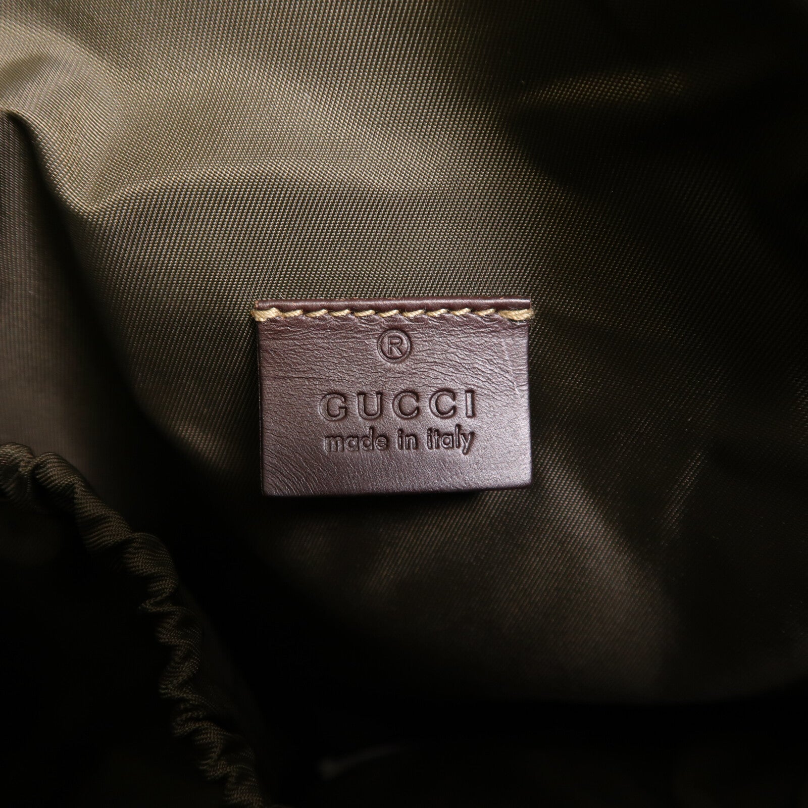 GUCCI 塗層帆布Shoulder Bag金扣肩背袋