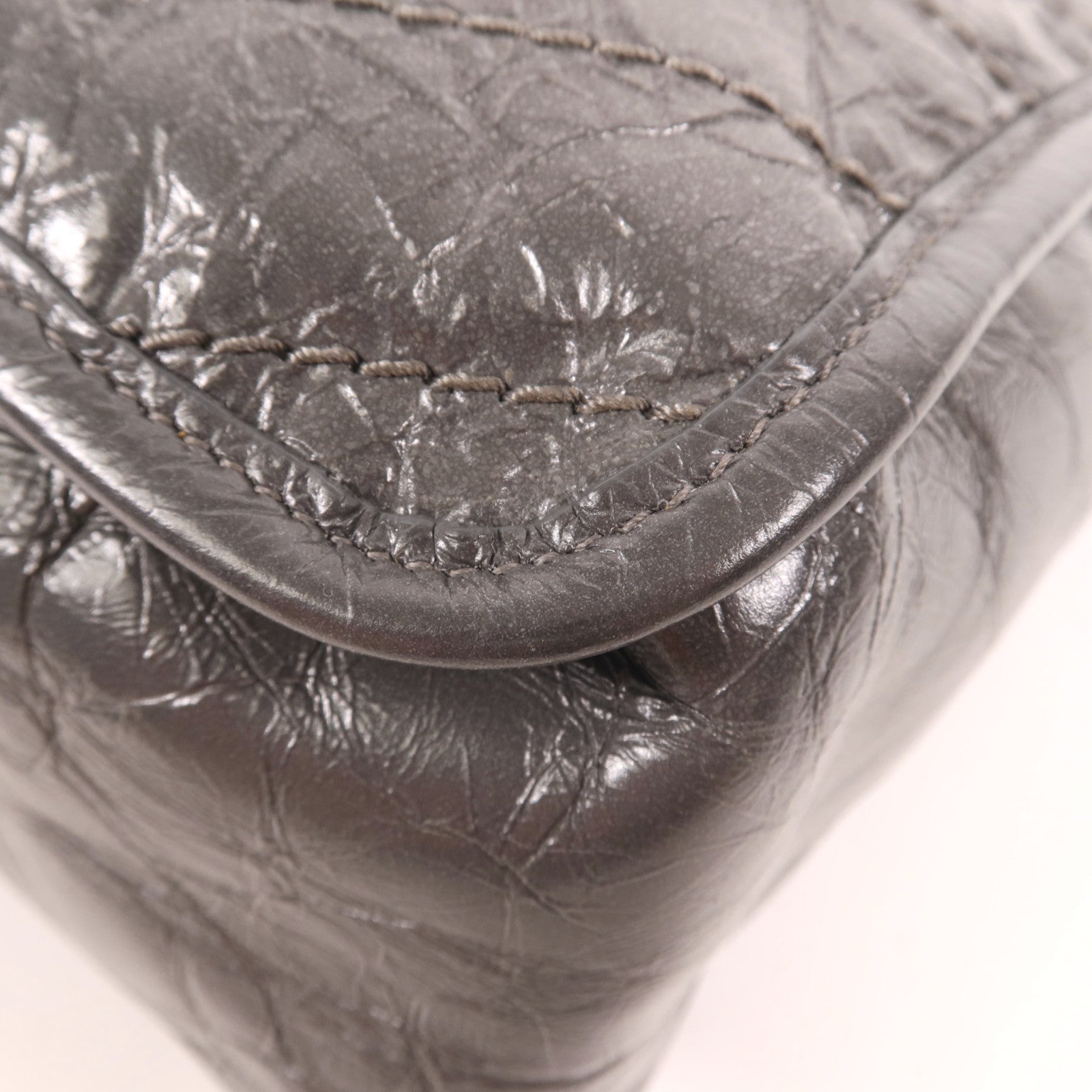 SAINT LAURENT 牛皮皮革Niki Medium銀扣肩背袋