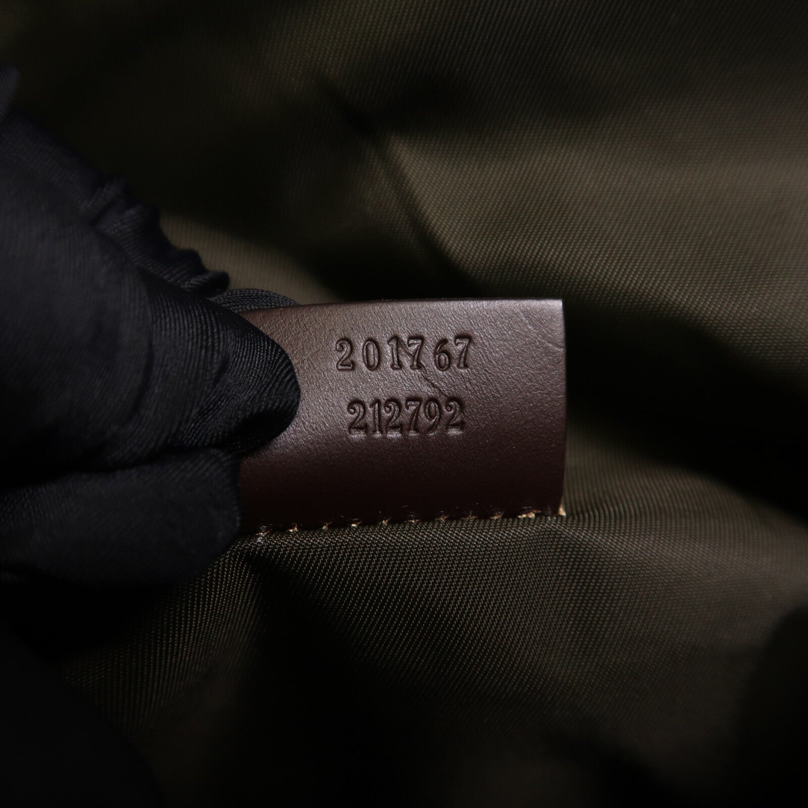 GUCCI 塗層帆布Shoulder Bag金扣肩背袋