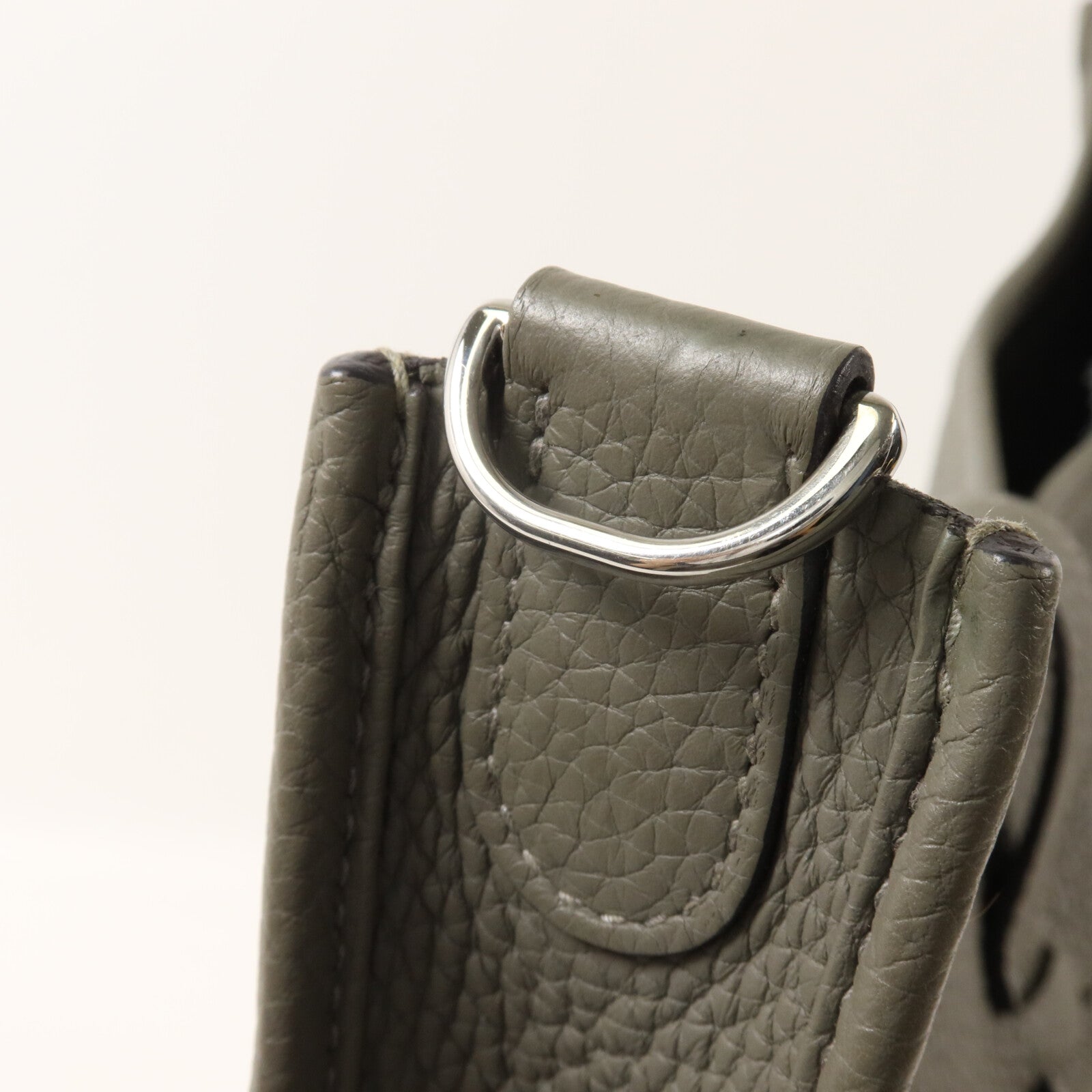 HERMES Clemence皮革Evelyne PM 肩背袋Gris Meyer