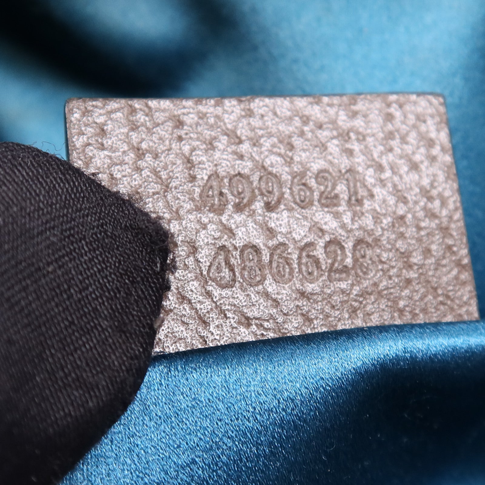 GUCCI 塗層帆布GG Ophidia金扣肩背袋