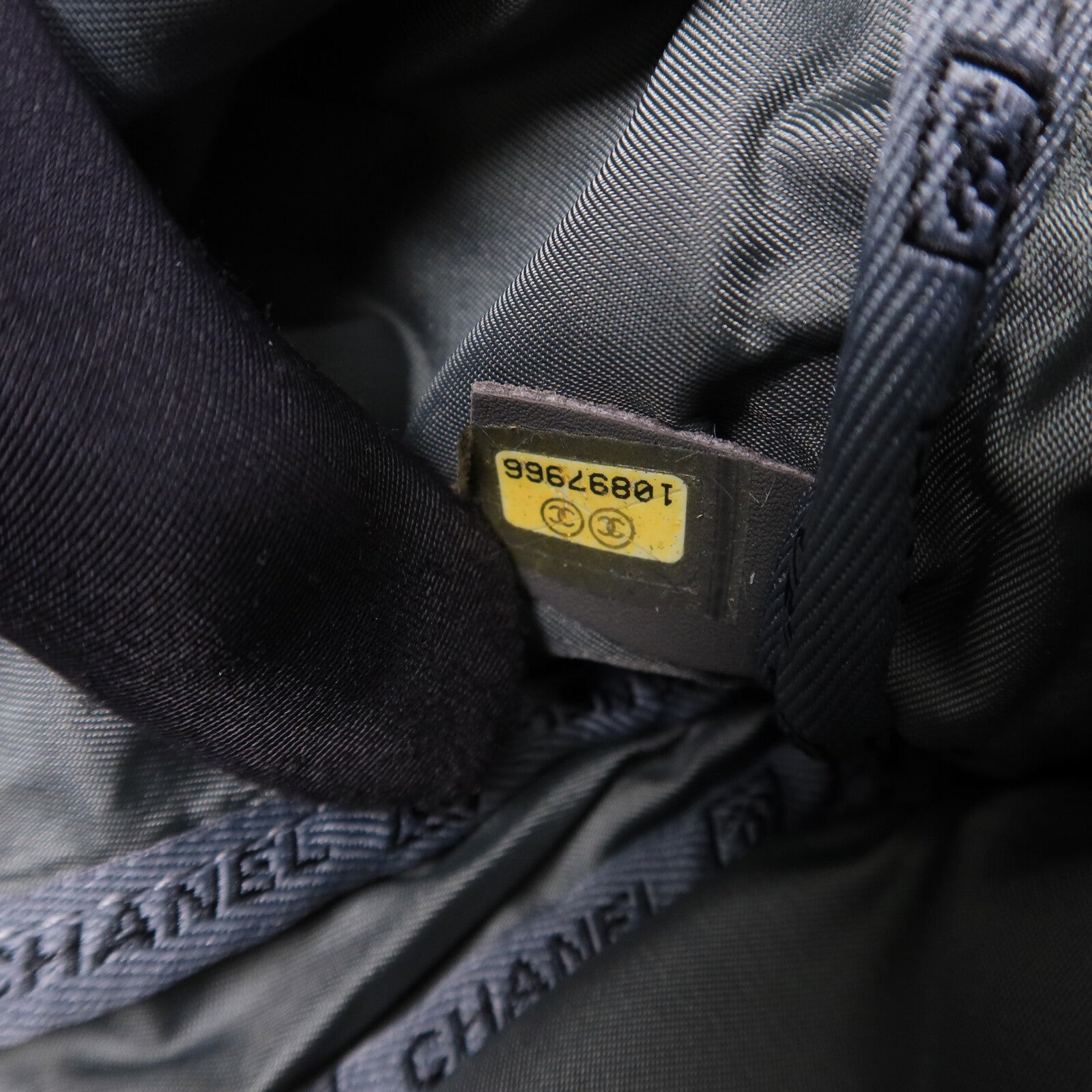 CHANEL 兔毛/尼龍Chain Shoulder Bag鏈帶肩背袋