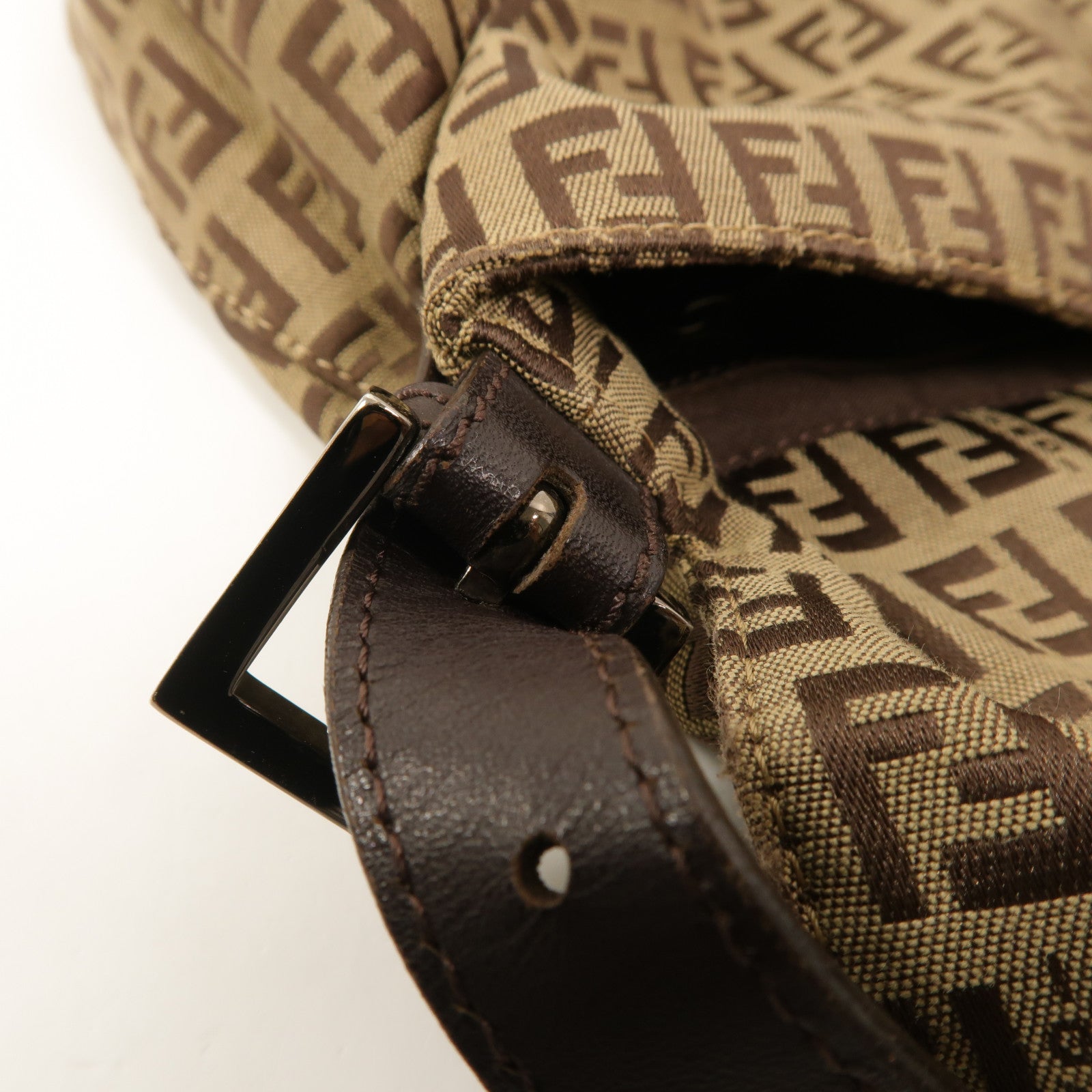 FENDI 帆布Mamma Baguette肩背袋