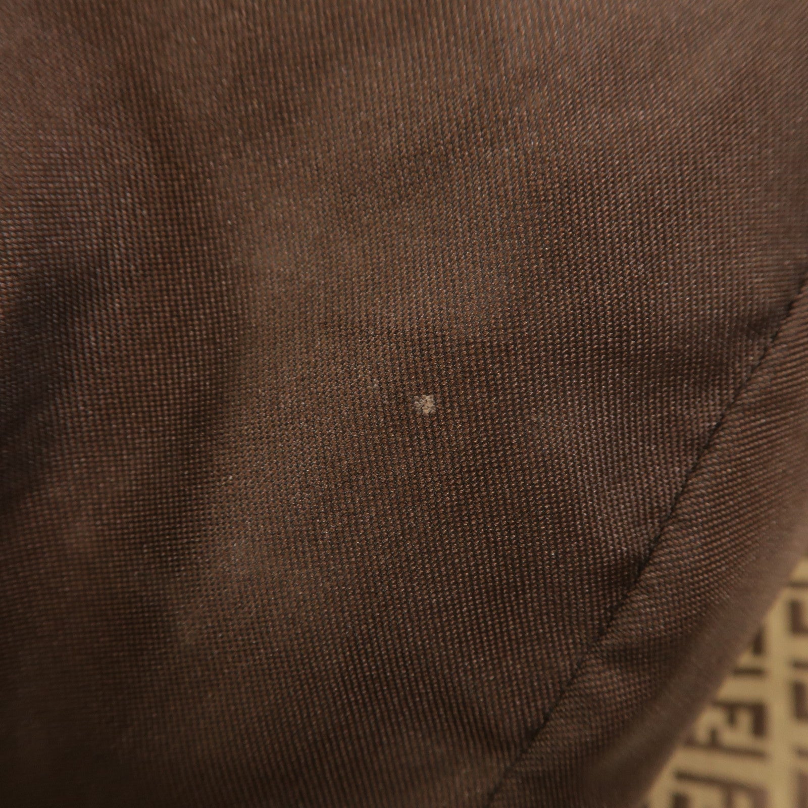 FENDI 帆布Mamma Baguette肩背袋