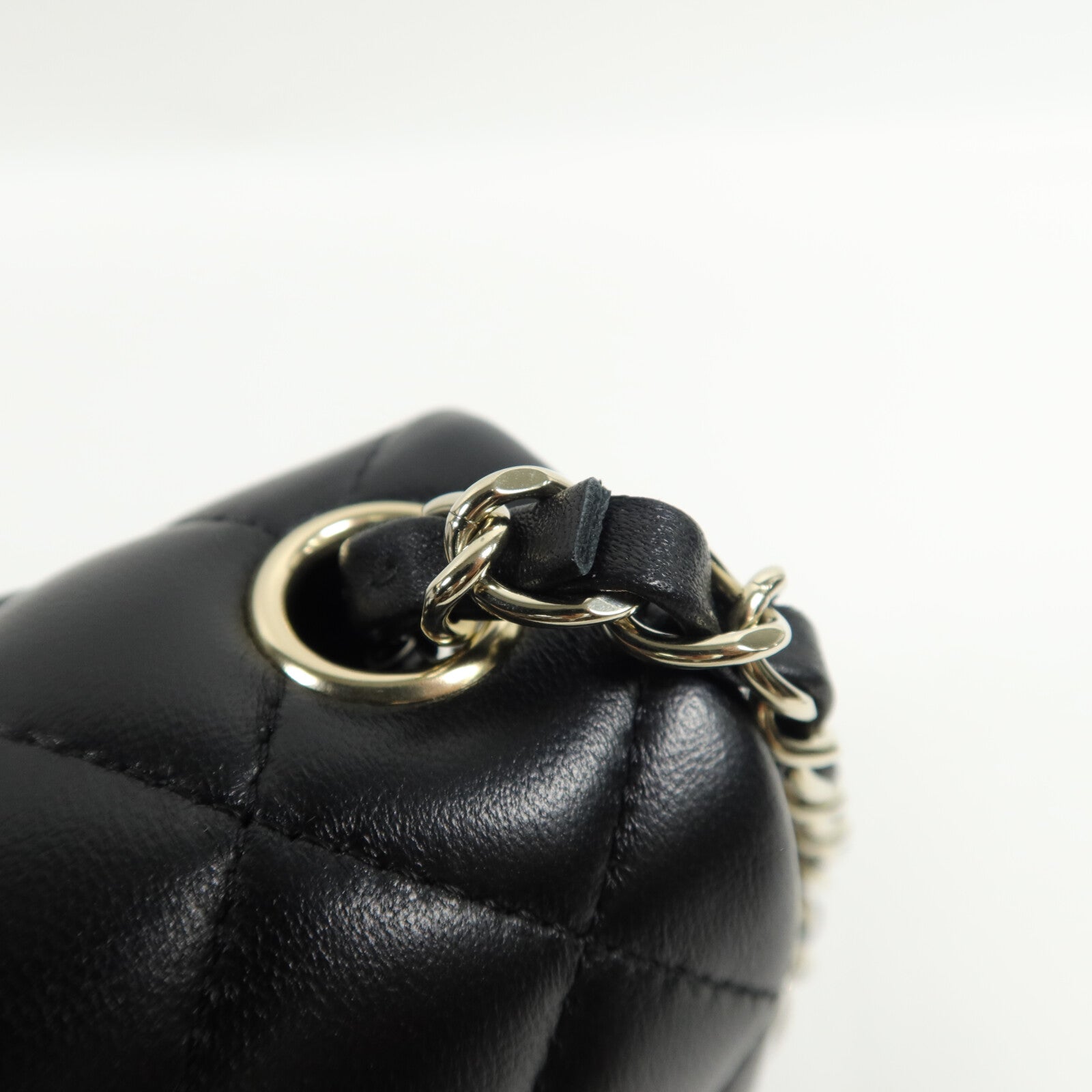 CHANEL 羊皮皮革Mini Classic 17鏈帶肩背袋
