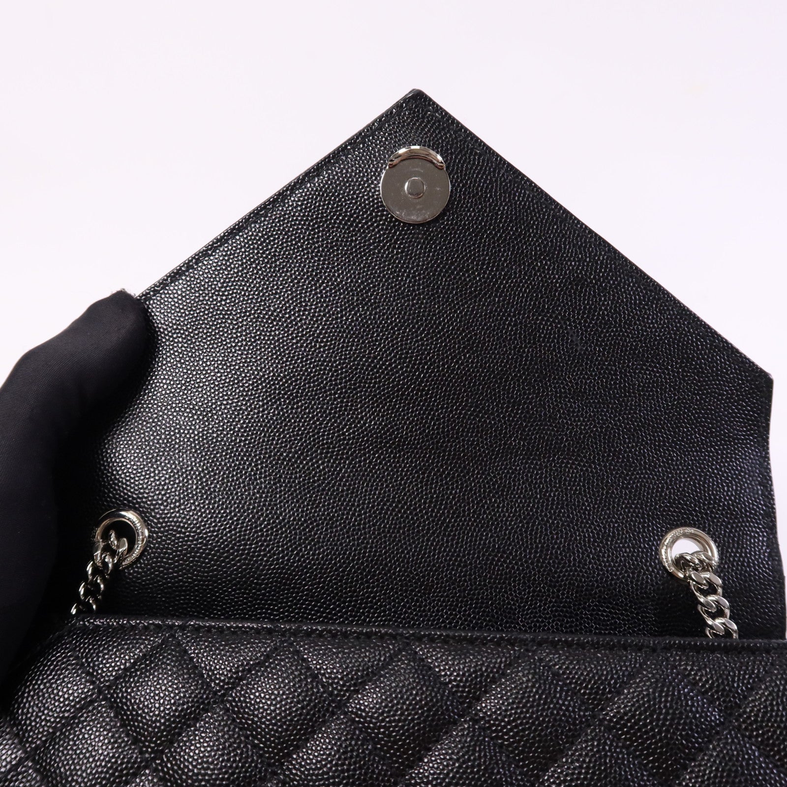 YVES SAINT LAURENT 牛皮皮革Envelope Small金扣鏈帶肩背袋